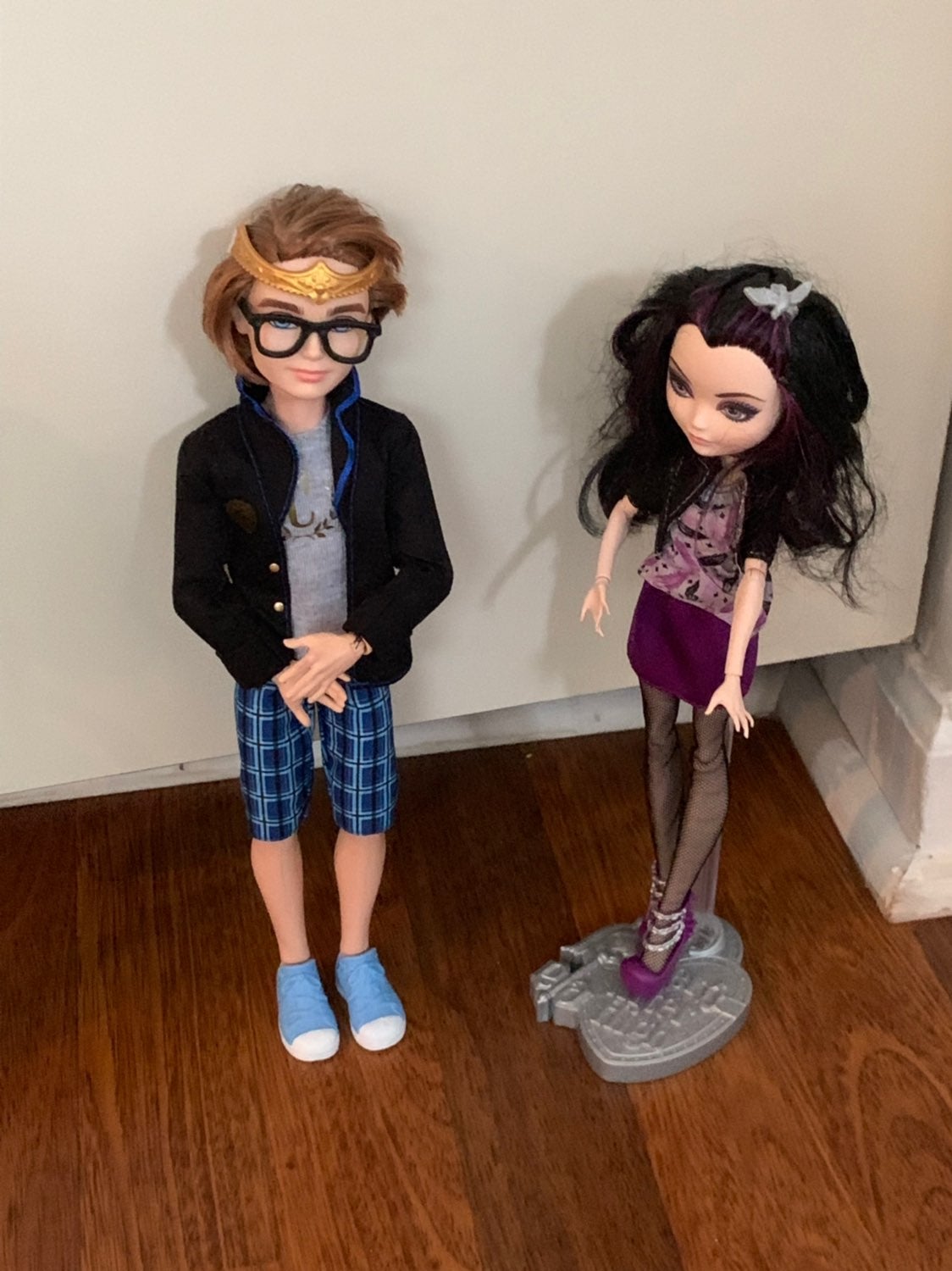 ever after high dolls Lot
