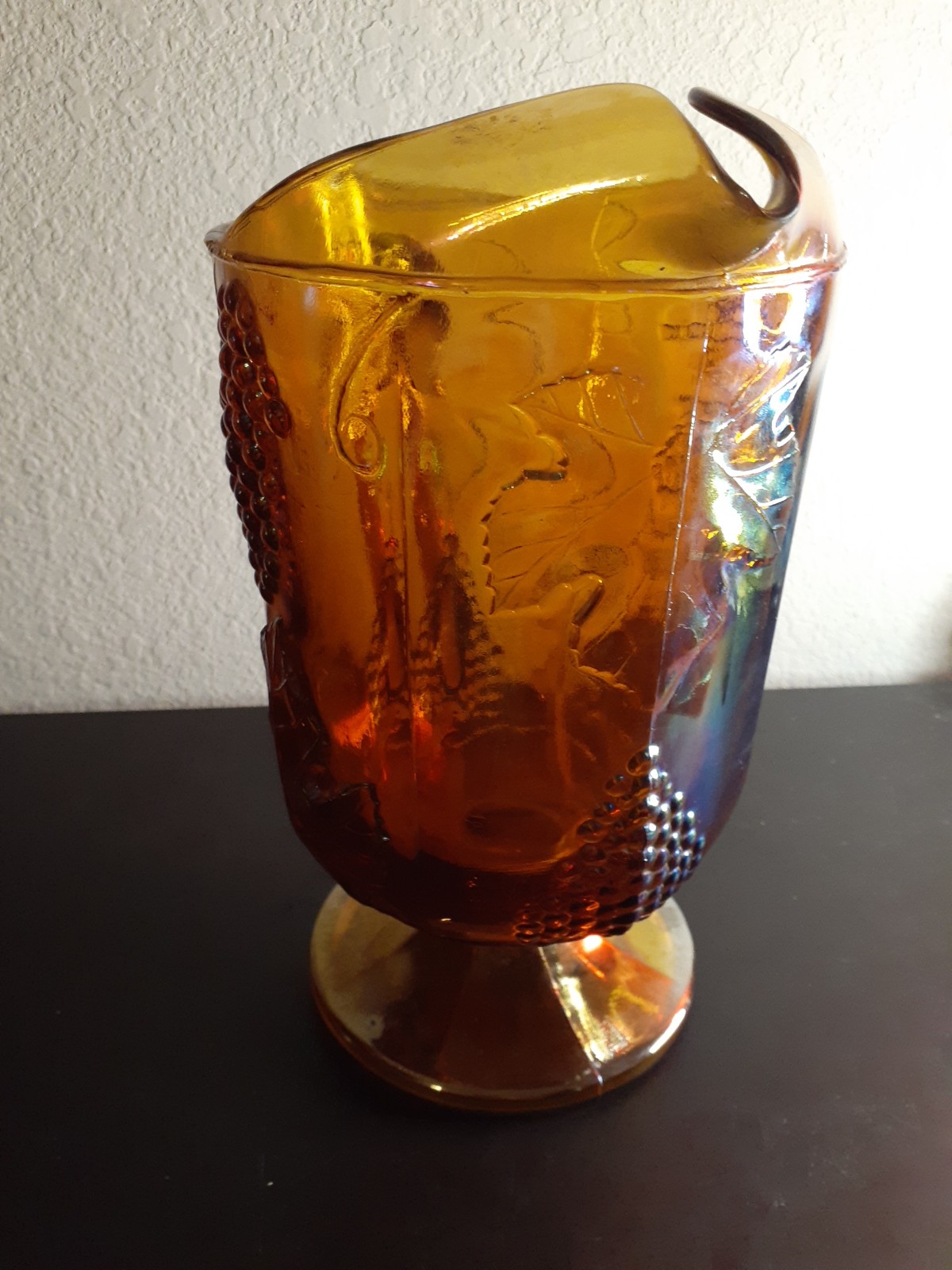VTG 1970 Indiana shops Glass Marigold Carnival Glass Grape Pattern LARGE 11