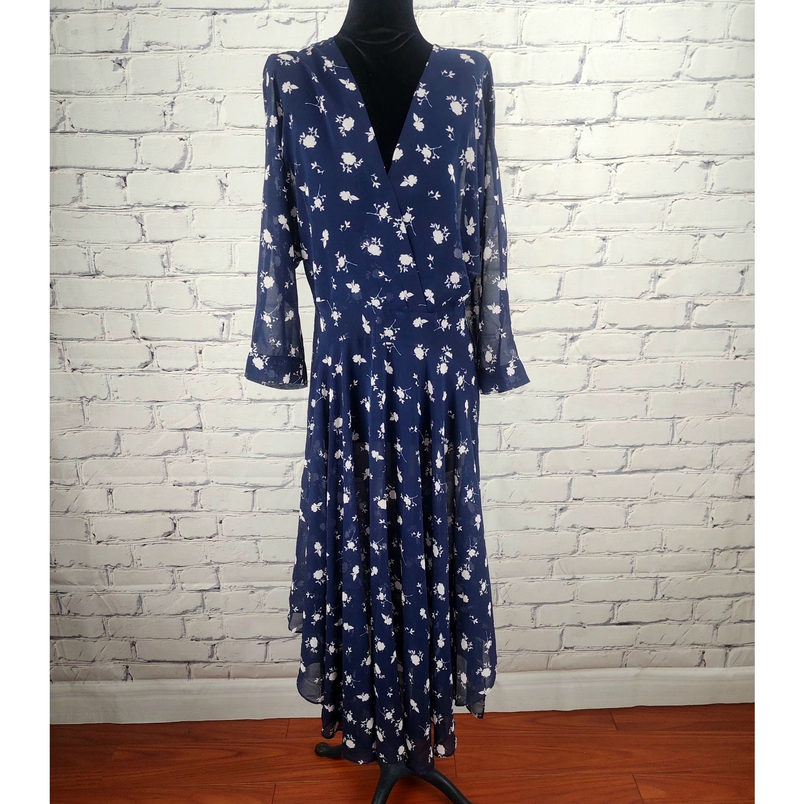 Cabi Dream Dress Womens 12 Navy Blue Floral Print Sheer