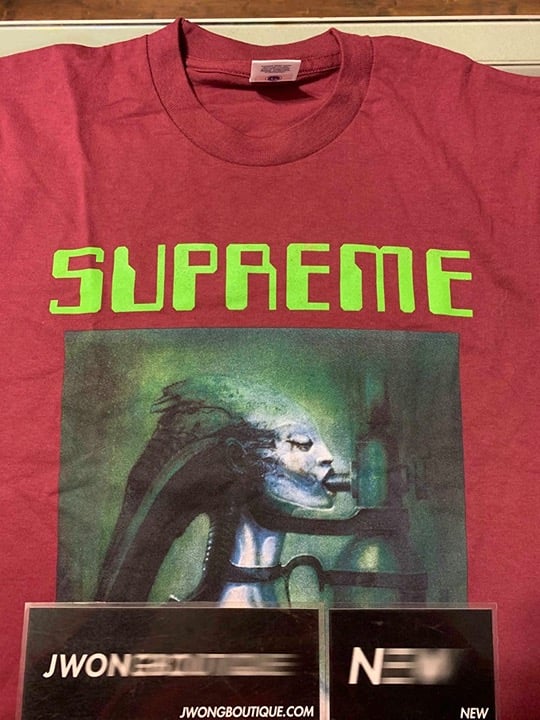 Supreme 2014 Alien Tee H.R. Giger Burgundy Sz M