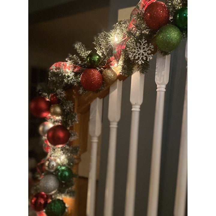 Merry & Bright Garland 18 Ft Long clear  Lit Beautifully Decorated Plaid Ribbon