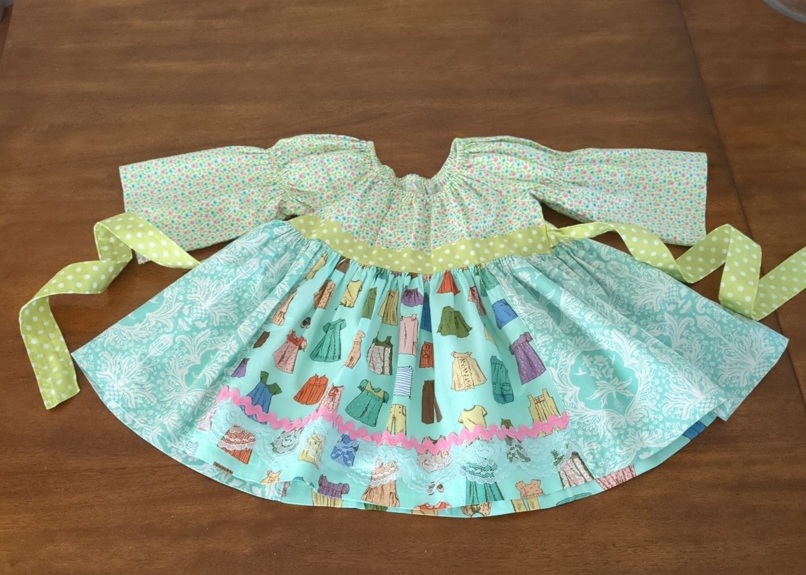 Matilda Jane platinum top size 4