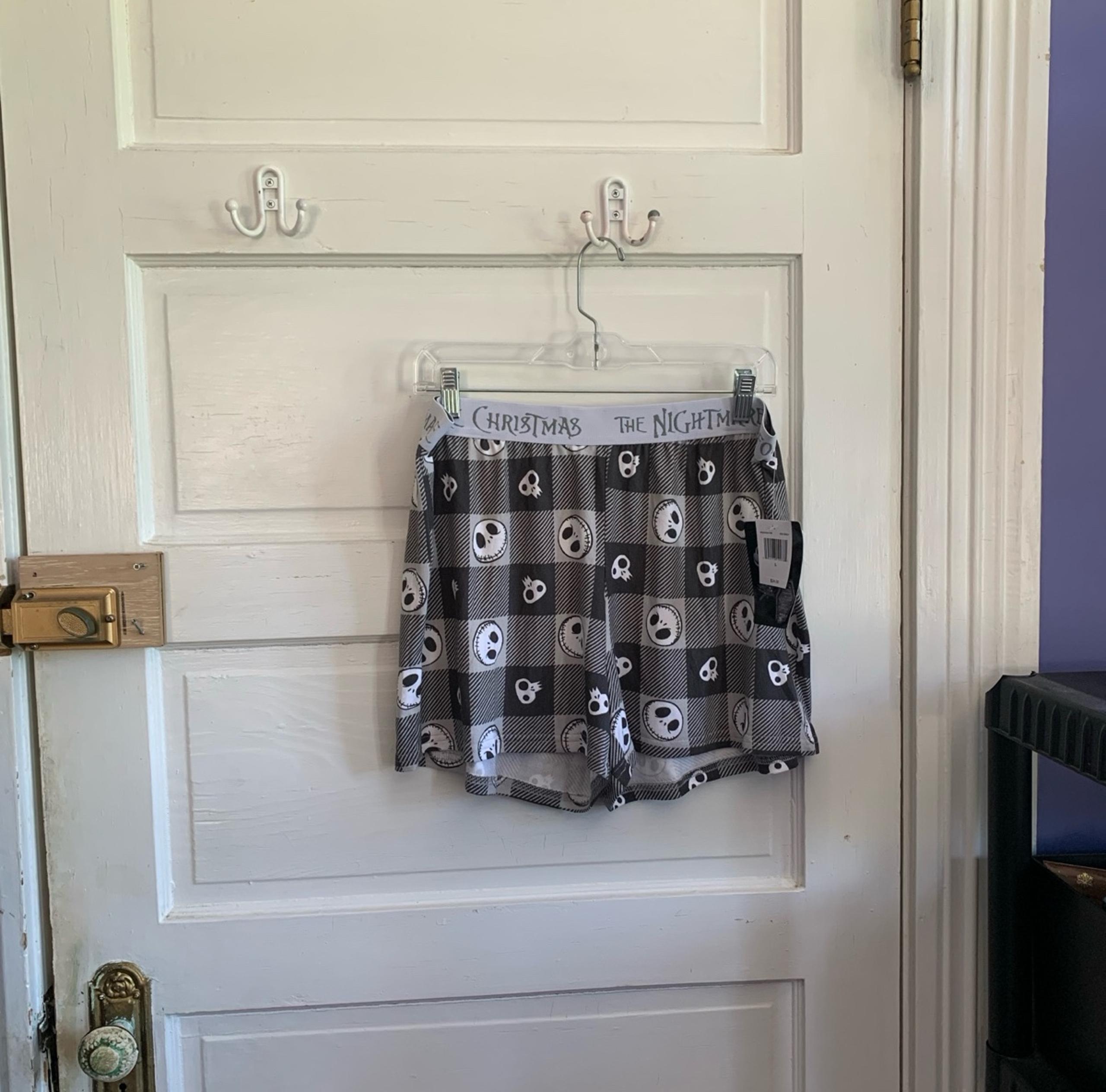 NWT Disney The Nightmare Before Christmas Pajama Shorts Size Large