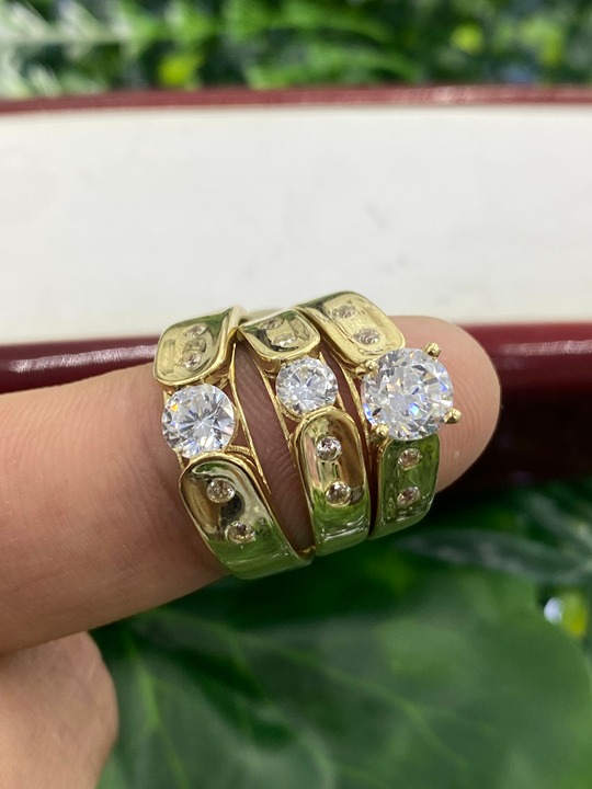 Juego Anillos de Matrimonio De Oro 10K Para Hombres y Mujeres Wedding Band