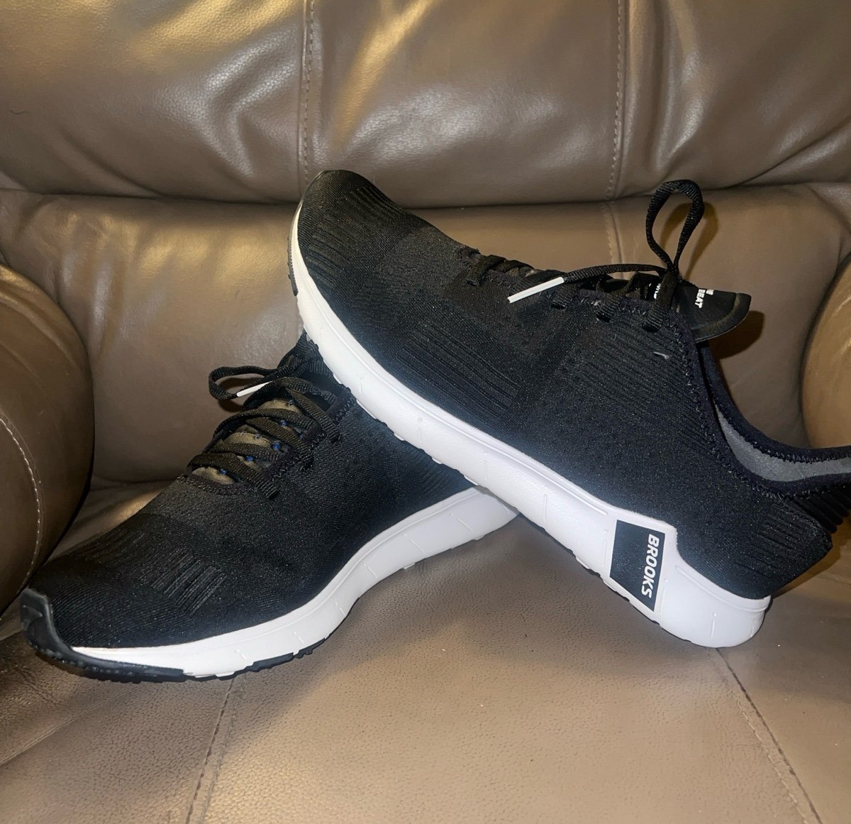Brooks Pure Beat Running Sneakers, Women’s size 11