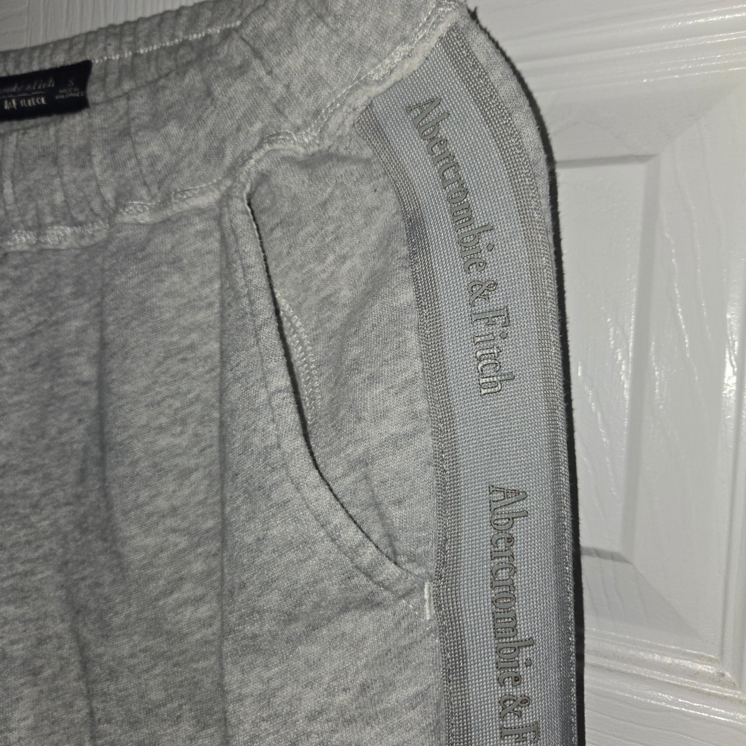 Abercrombie & Fitch Drawstring Mens Small Soft A&F Sweatpants Logo Tape Design