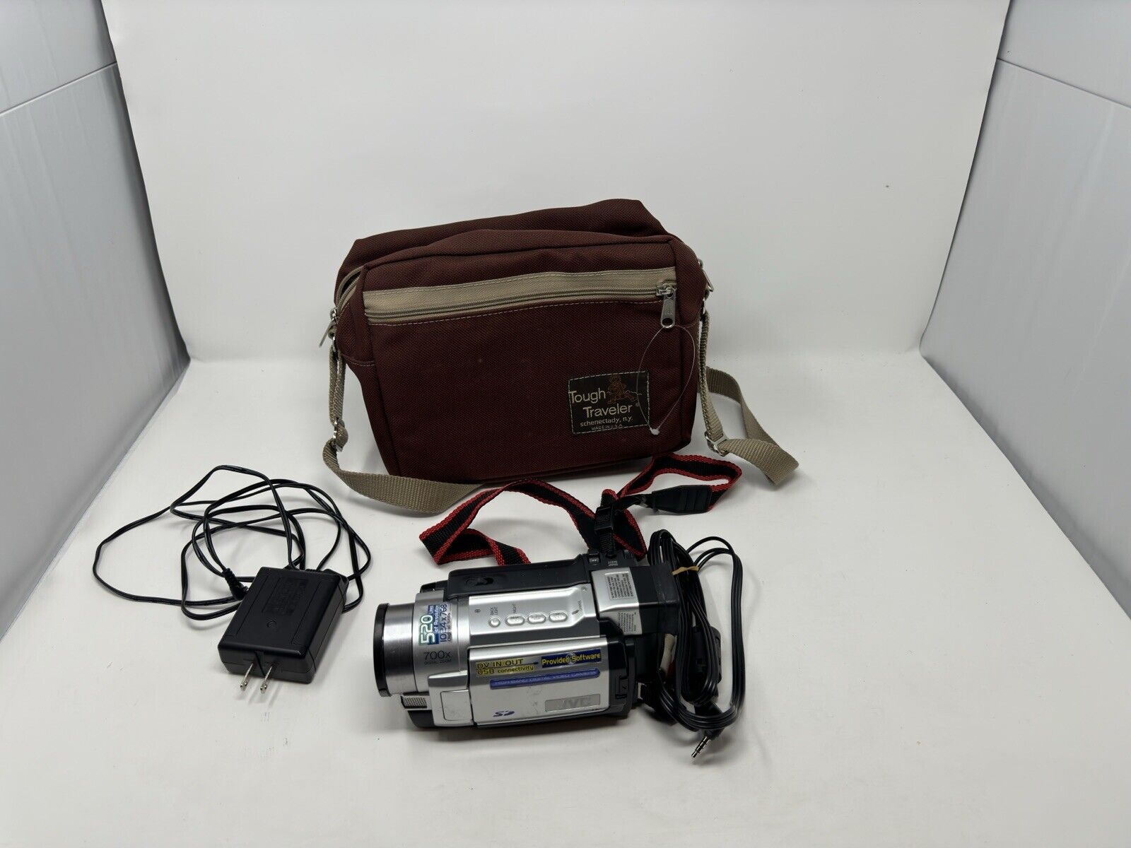 JVC GR-DVL522u Digital Video Camera W/Case