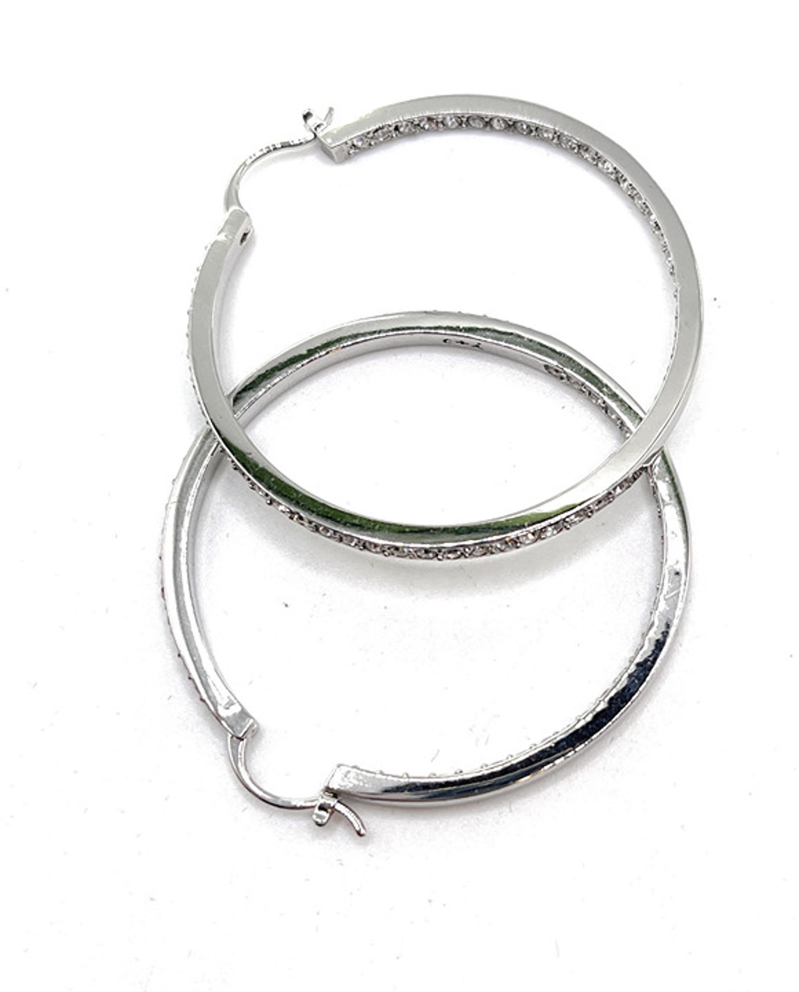 Chloe + Isabel Crystal Hoop Earrings - 7104