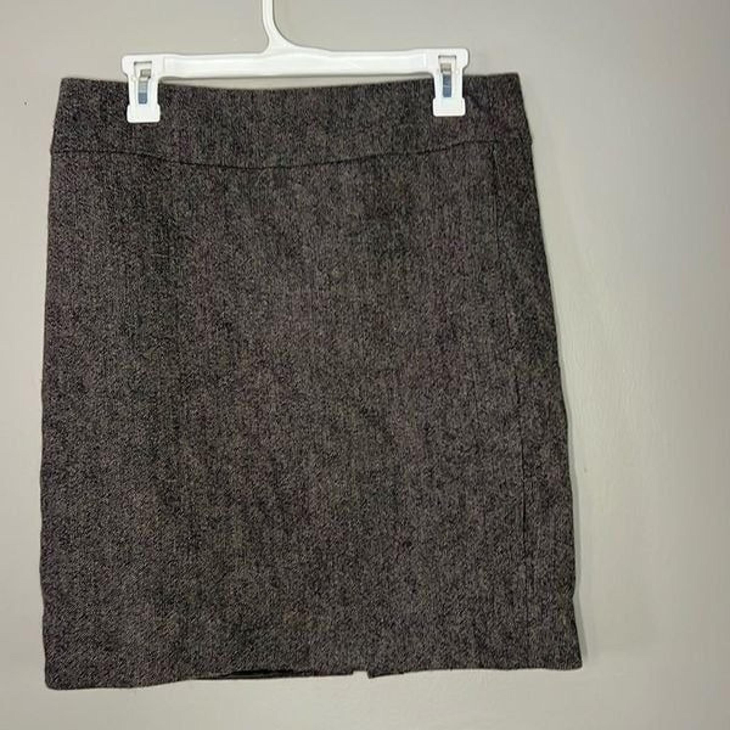 Cabi fully lined women’s size 8 straight skirt