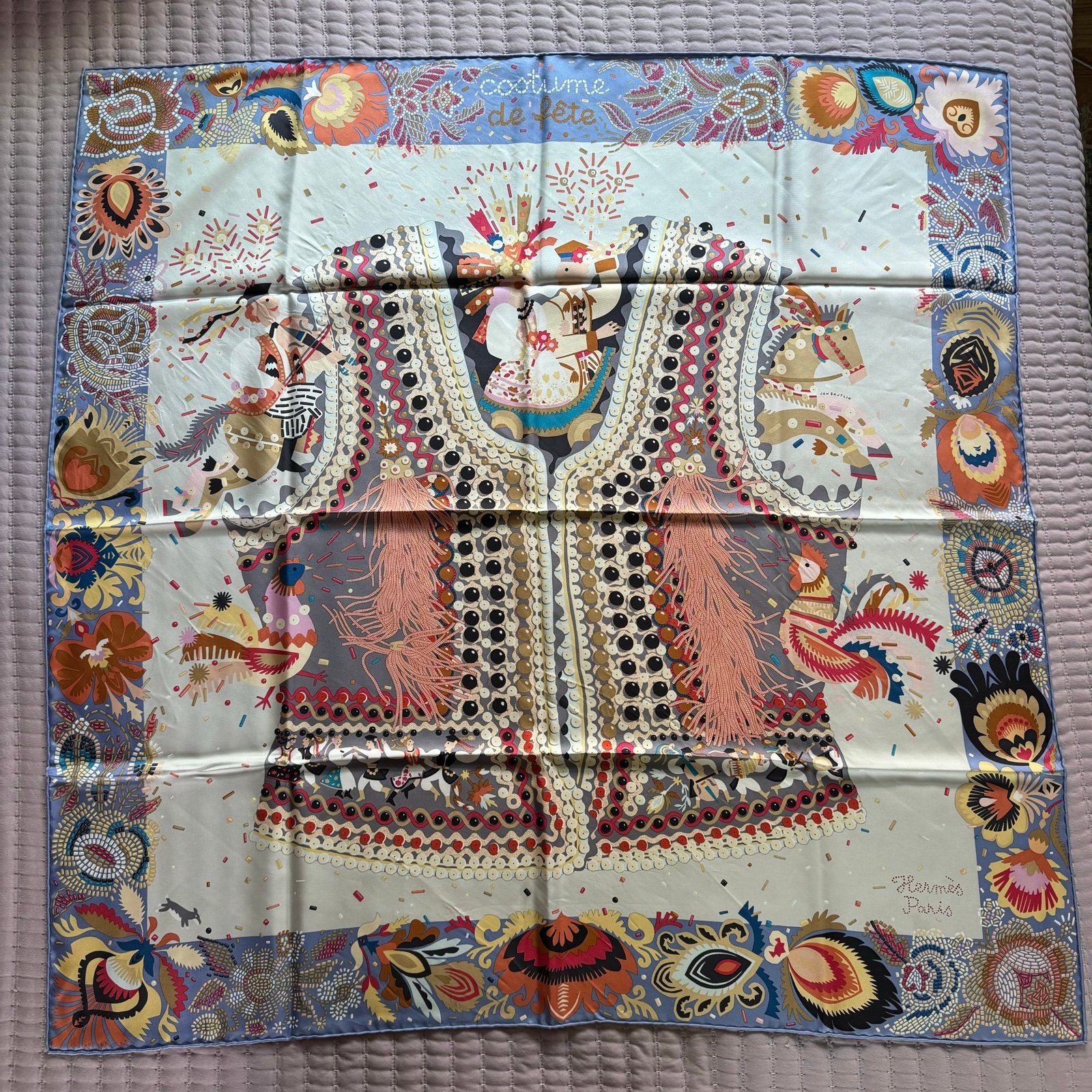 Costume de Fête Hermès Scarf