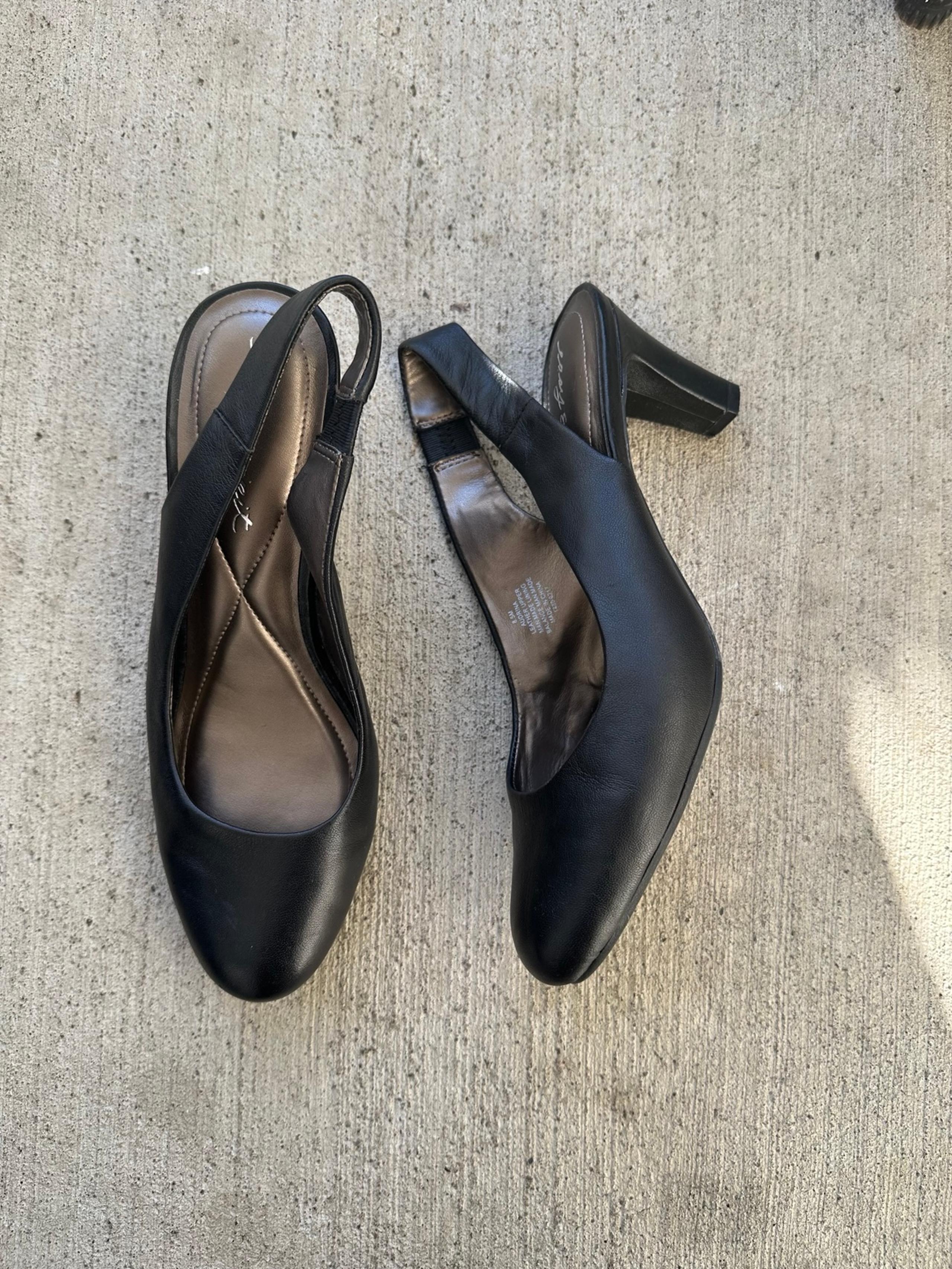 Easy Spirits Audrina Leather Slingback Pumps Size 8.5