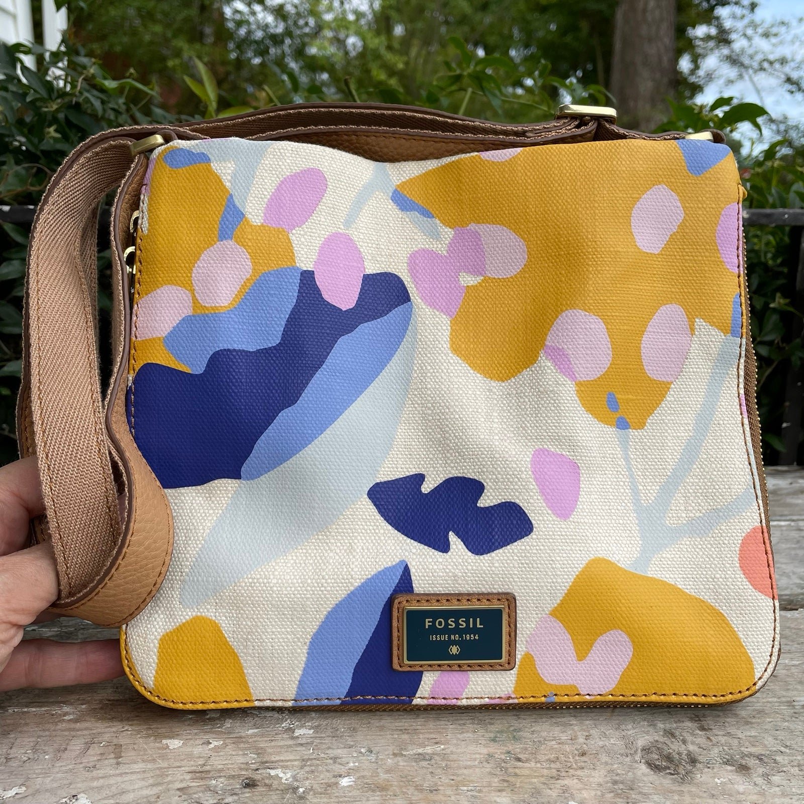 Fossil white blue yellow cross body bag