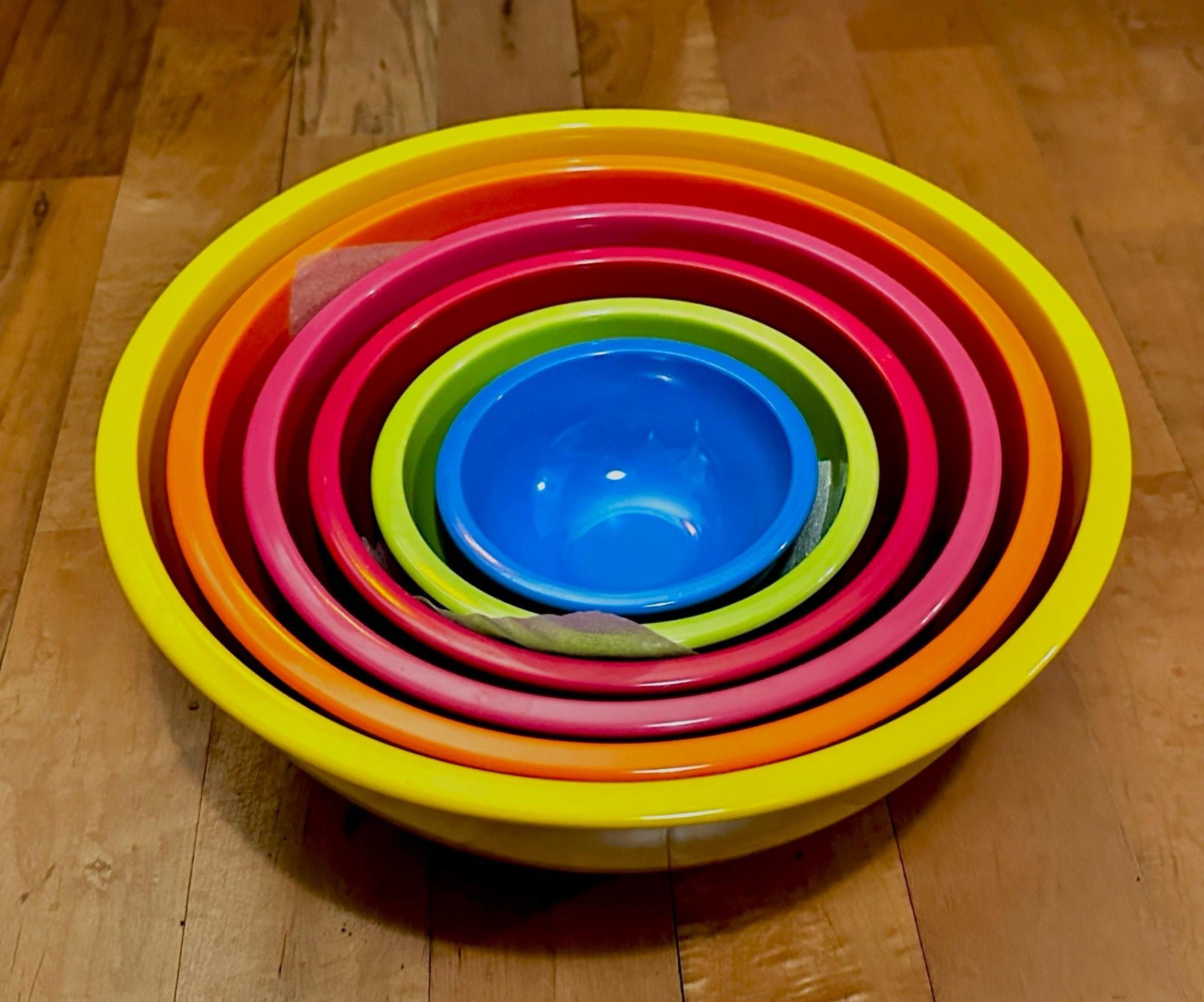 6pc Crate & Barrel Nesting Mixing Bowl Set Colors Kitchen or Serving Sturdy