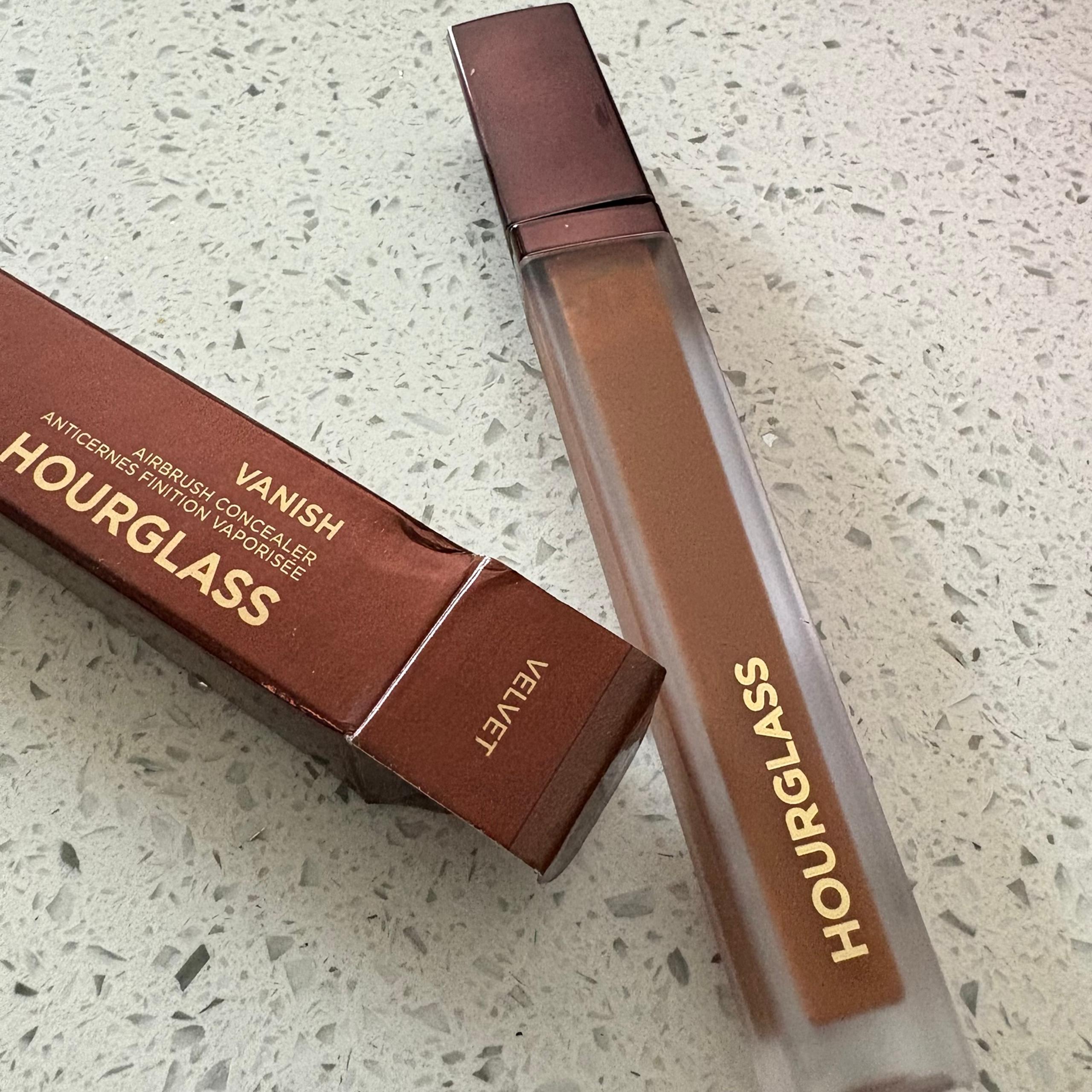 Hourglass Vanish Airbrush Concealer VELVET