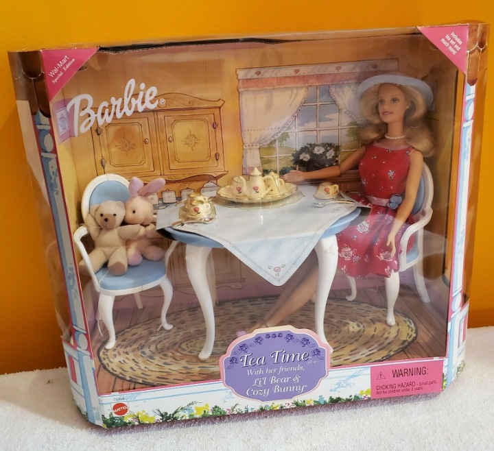 1999 Barbie Doll Tea Time gift set with