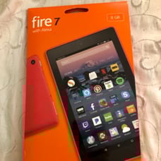 Amazon Fire 7 (7th Gen) Tablet (7 display, 8 GB) Red