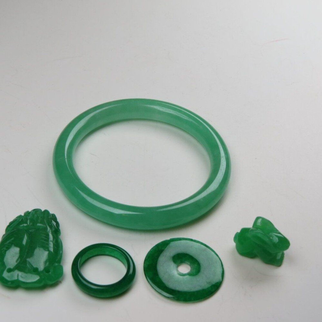 Jade Bangle, Ring & 3 carved pendent Lot Sale