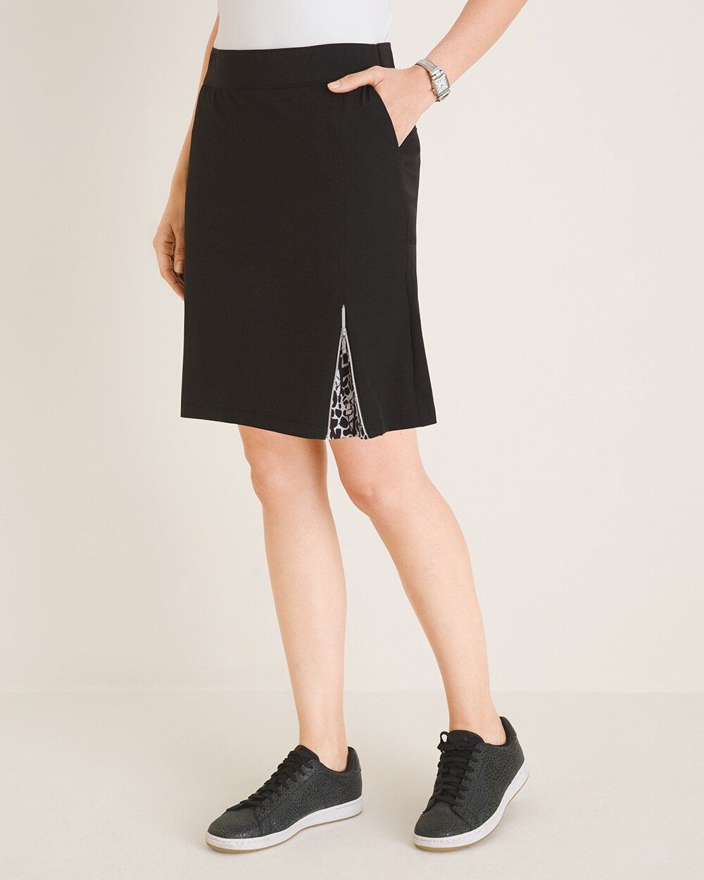 Nwt Chico's Zenergy Zipper-Detail Skort Sz 00 (2)