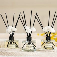 NEW Reed Diffuser Set 6.7 oz (200ml) Black Cherry Scented Diffuser