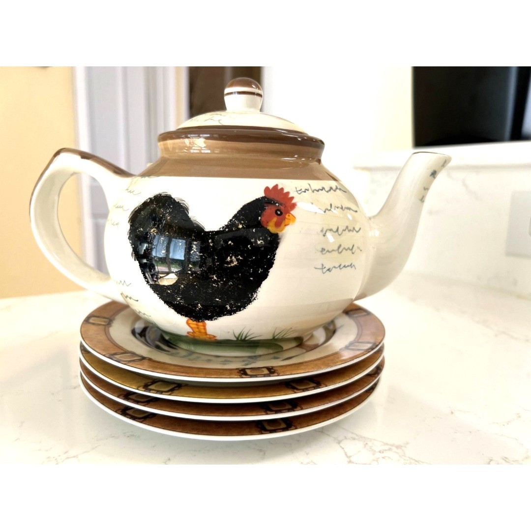 Henriette London Pottery Porcelain Rooster teapot and set of 4 plates