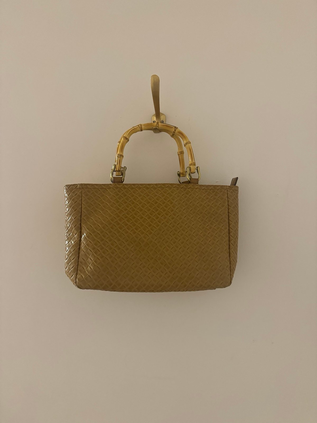 Relic tan purse with wood handles
