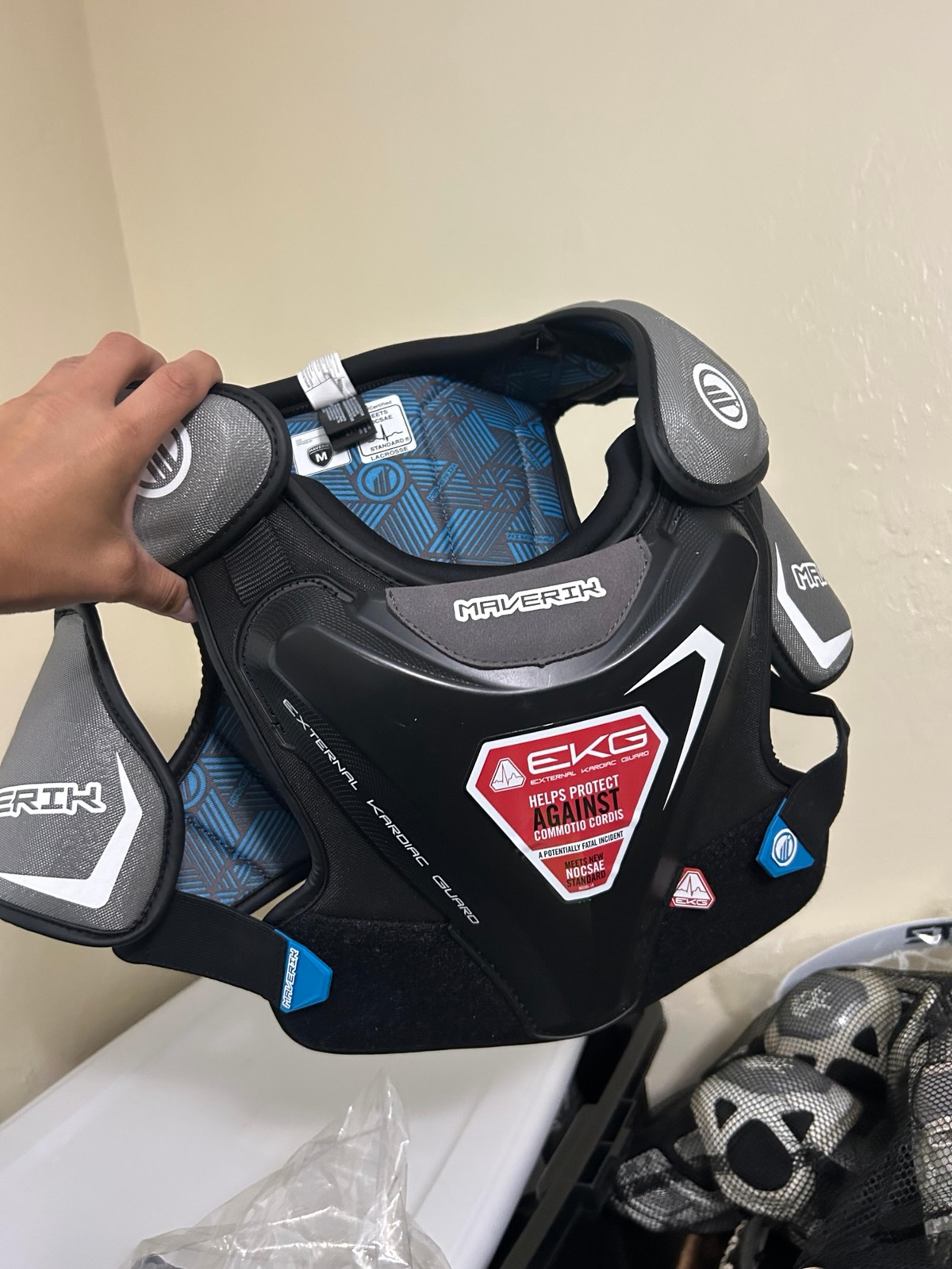 New maverick lacrosse chest protector medium