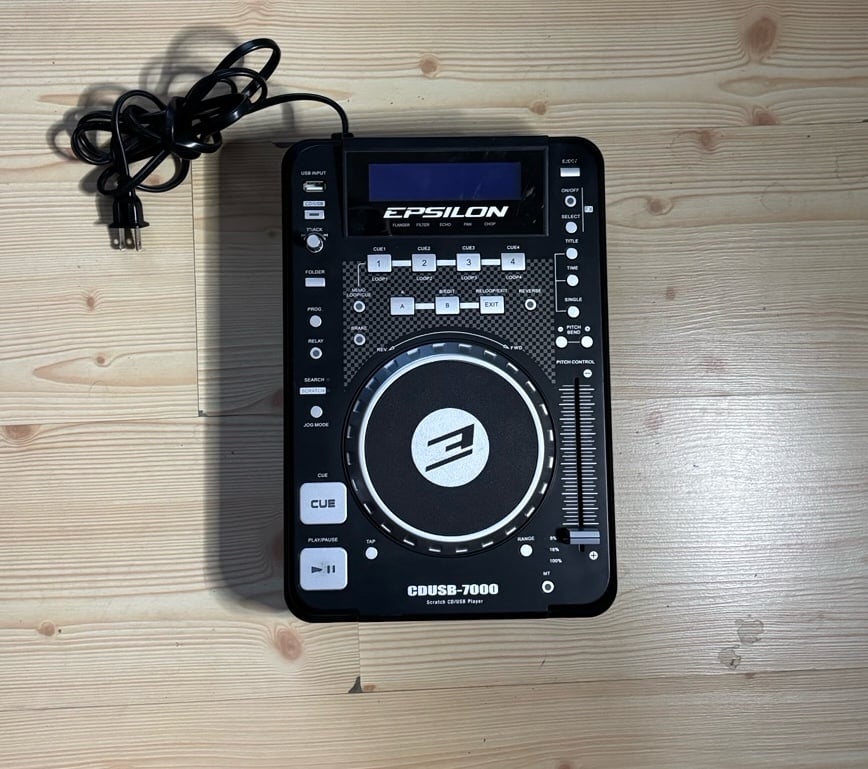 Epsilon CDUSB-7000 Multi Format Digital DJ CD MP3 USB Player w/ Effects
