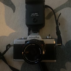 Minolta XG 1