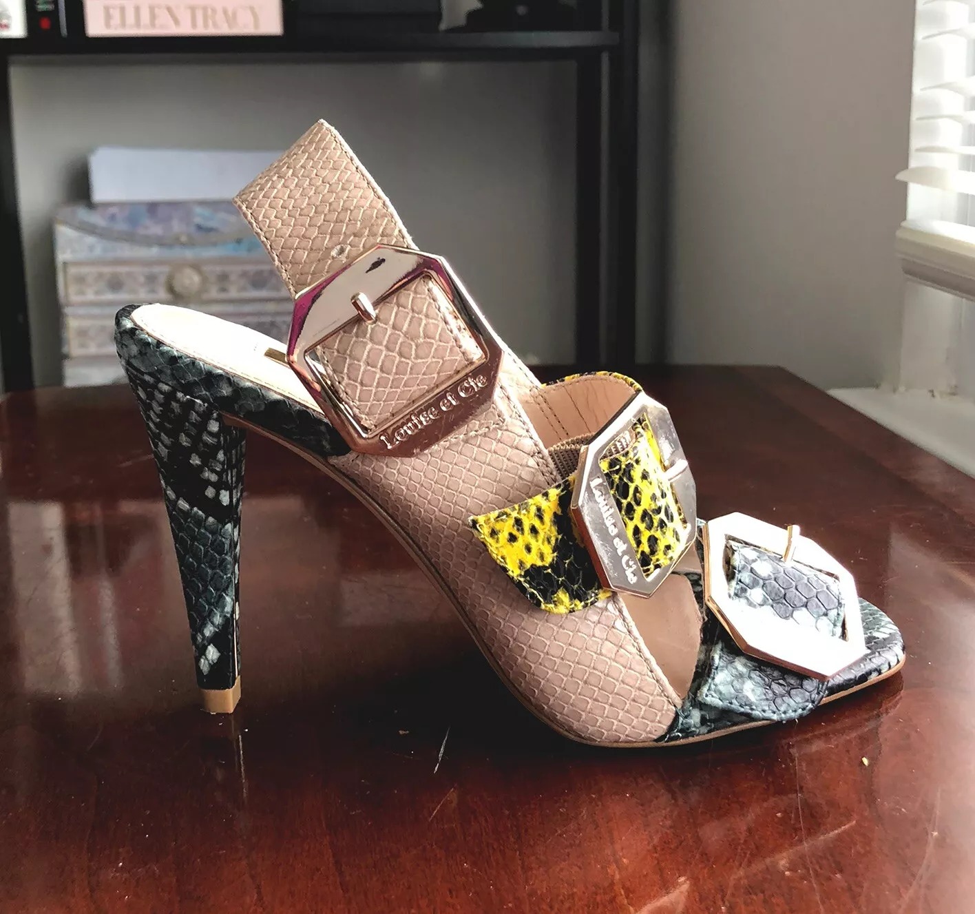 Louise Et Cie Lo-Khalon leather heel sandals size 5M/35 New