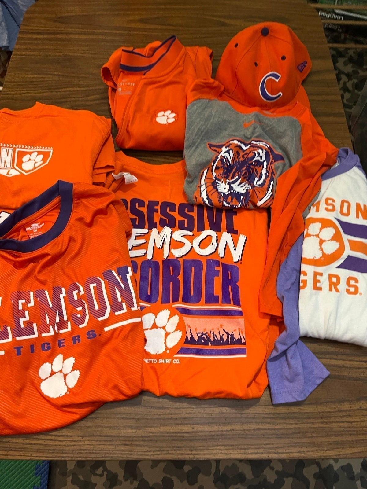 Clemson men’s size medium items