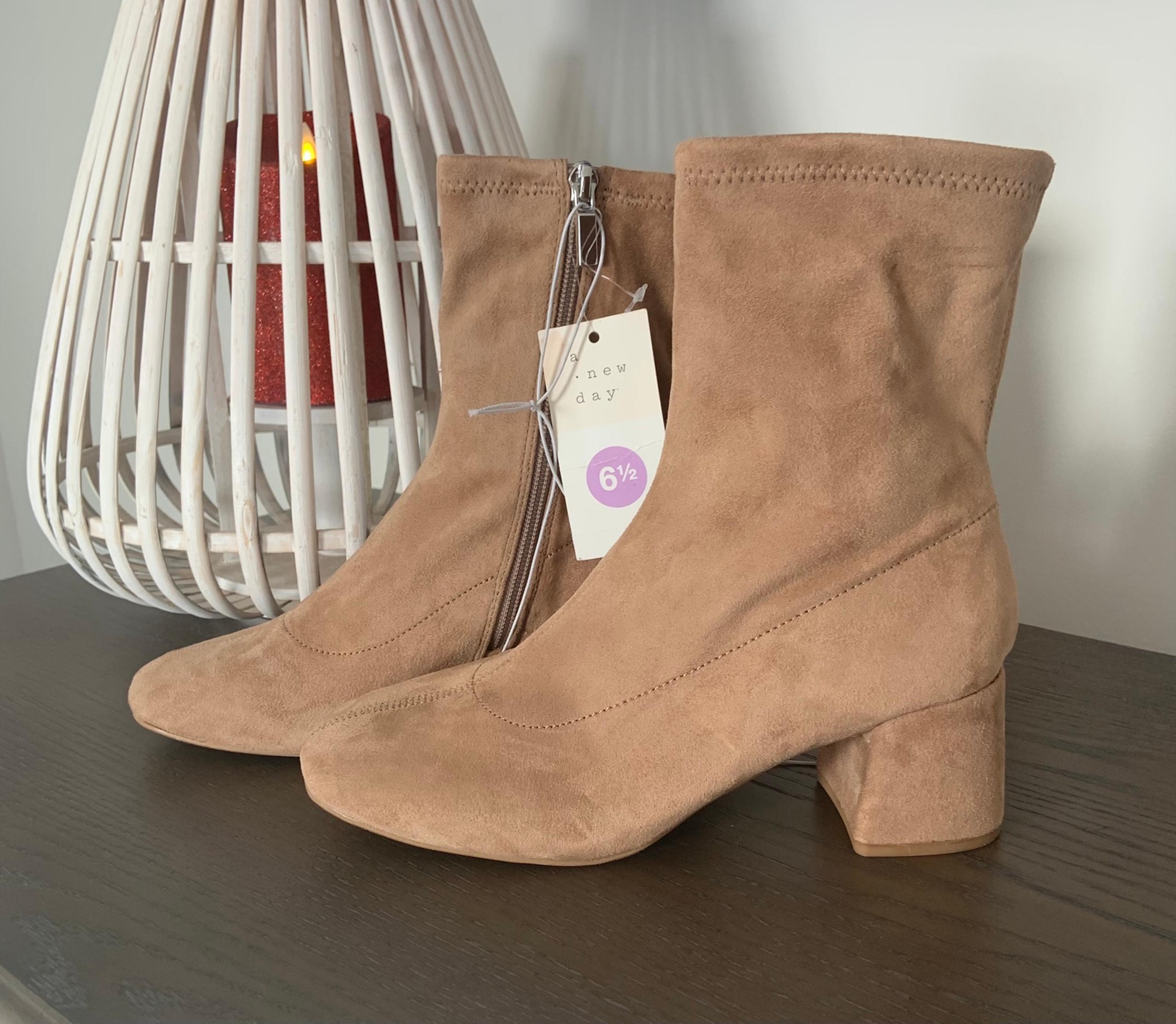 A New Day Women's Dolly Tan Brown Ankle Boots- Size 6 1/2- BNWT