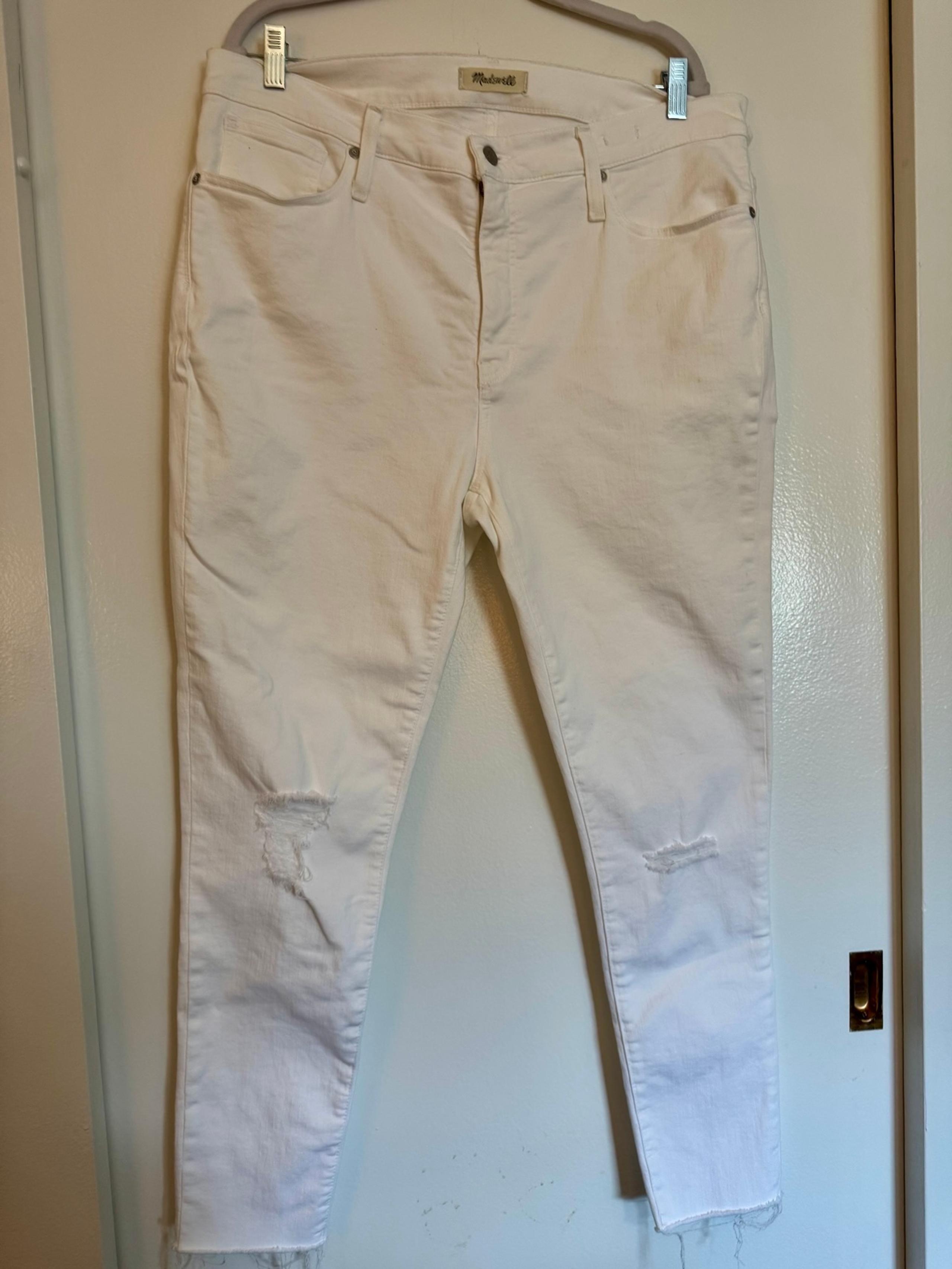 NWOT Madewell Women’s 34T White Jeans High Rise Skinny Crop MSRP $135 Destructed