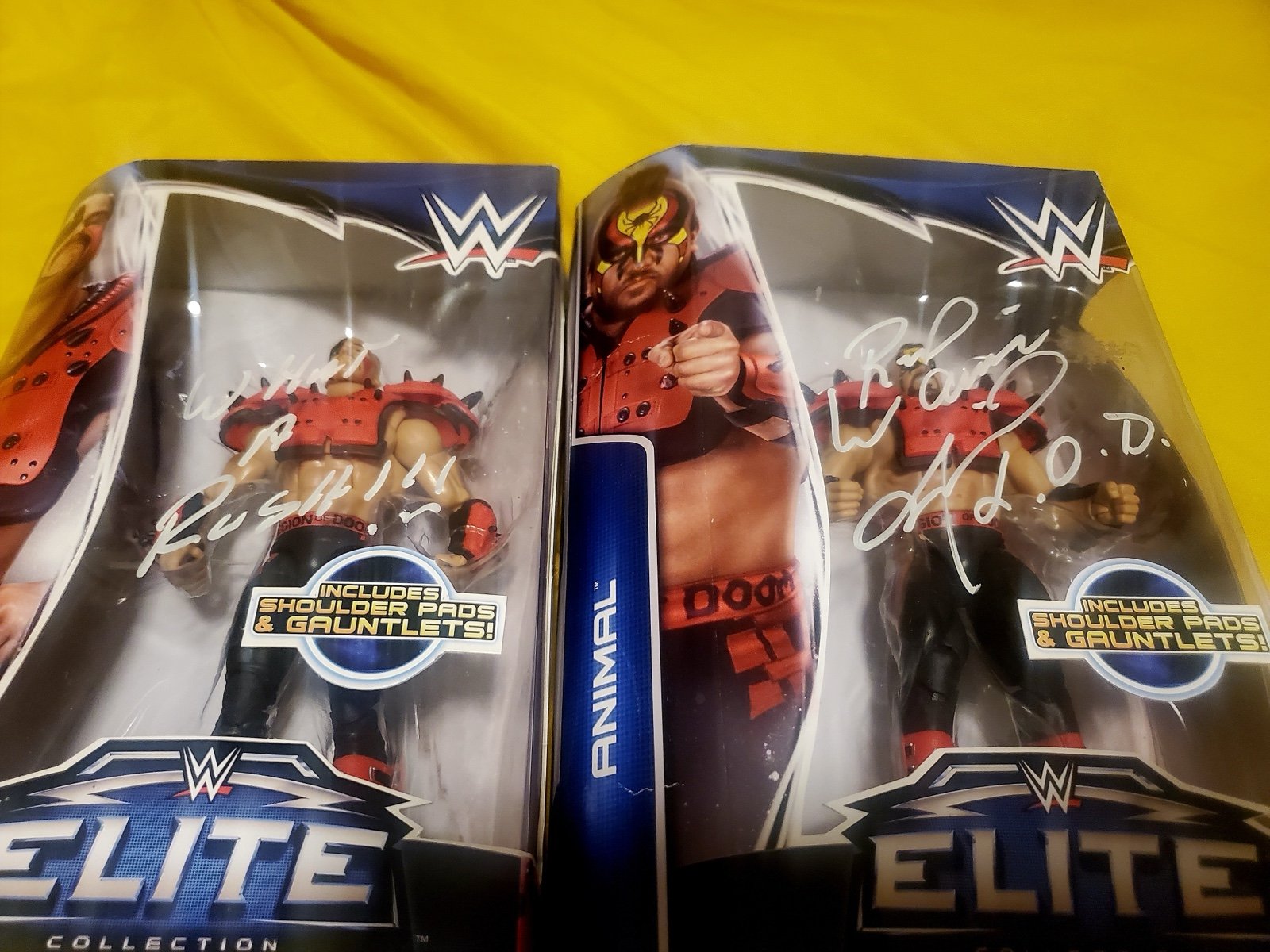 WWE ELITE ROAD WARRIORS