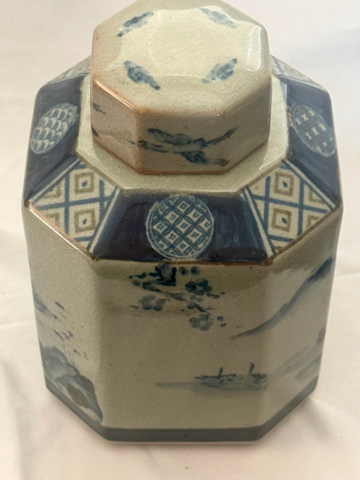 Vintage Japanese Porcelain Tea Caddy – Octagonal Blue & White Imari Style