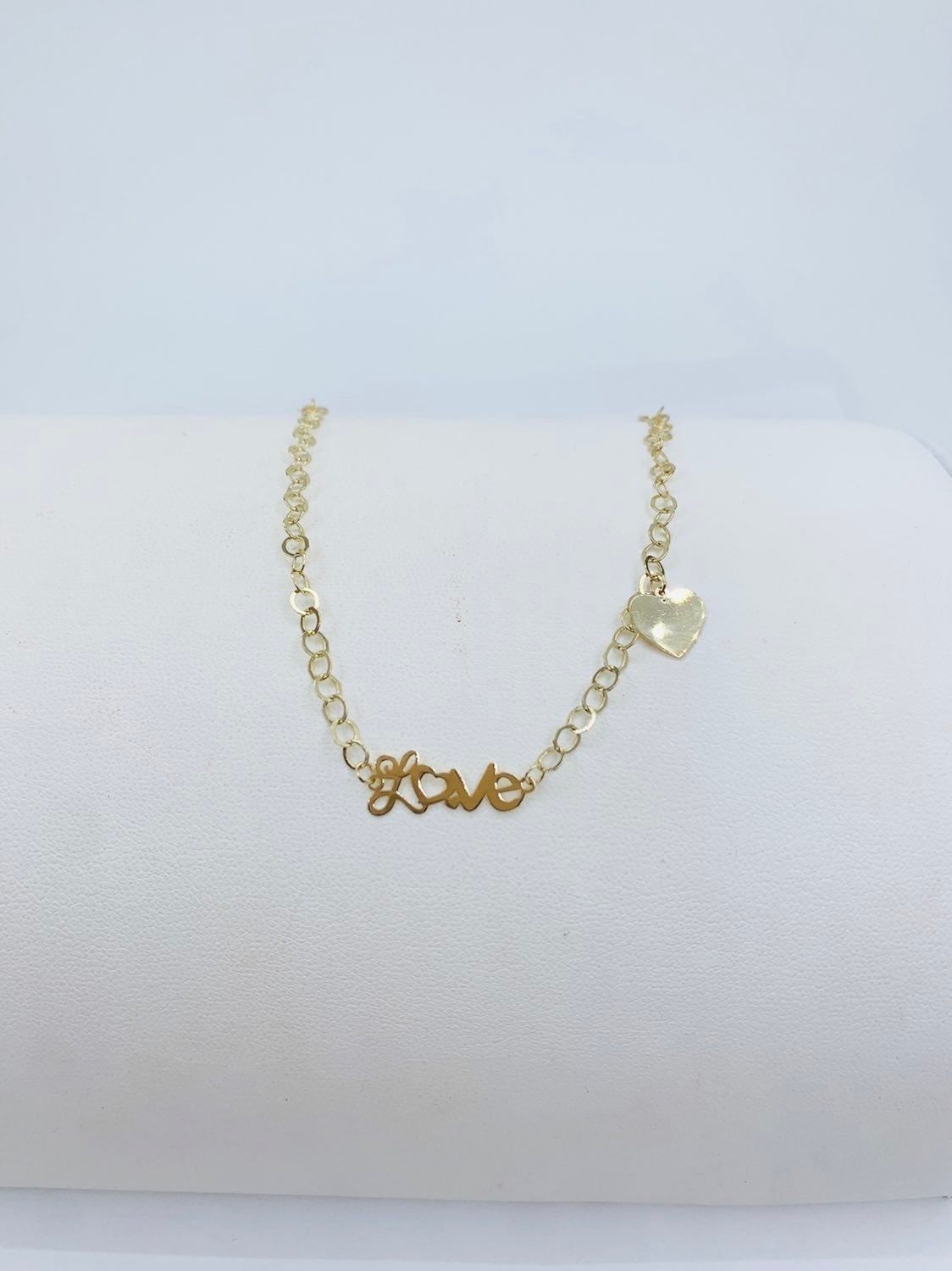 ❤️ 10k gold bracelet Love ❤️ Dainty