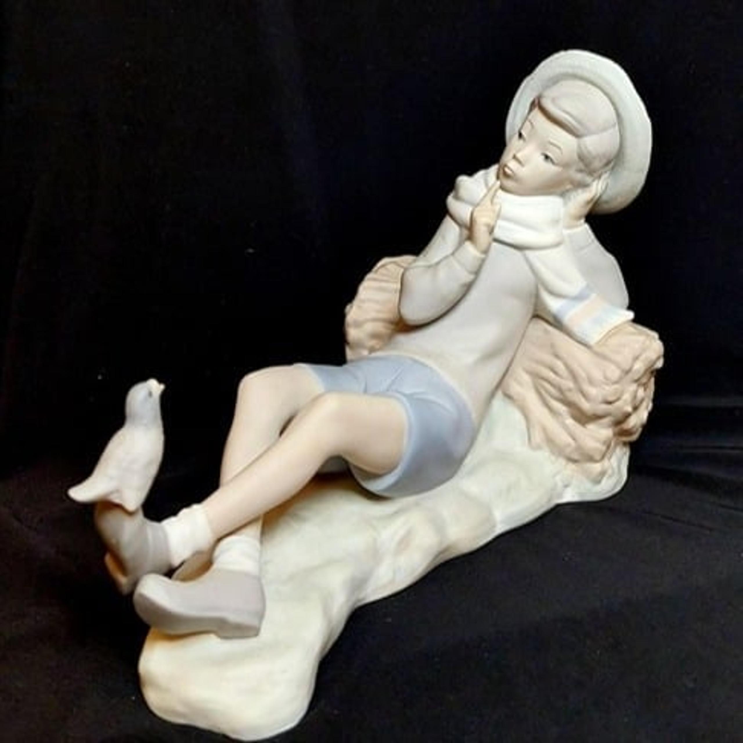 Lladro "Bird Watcher" Vintage Home/Office Collectible Matte Decor Figurine