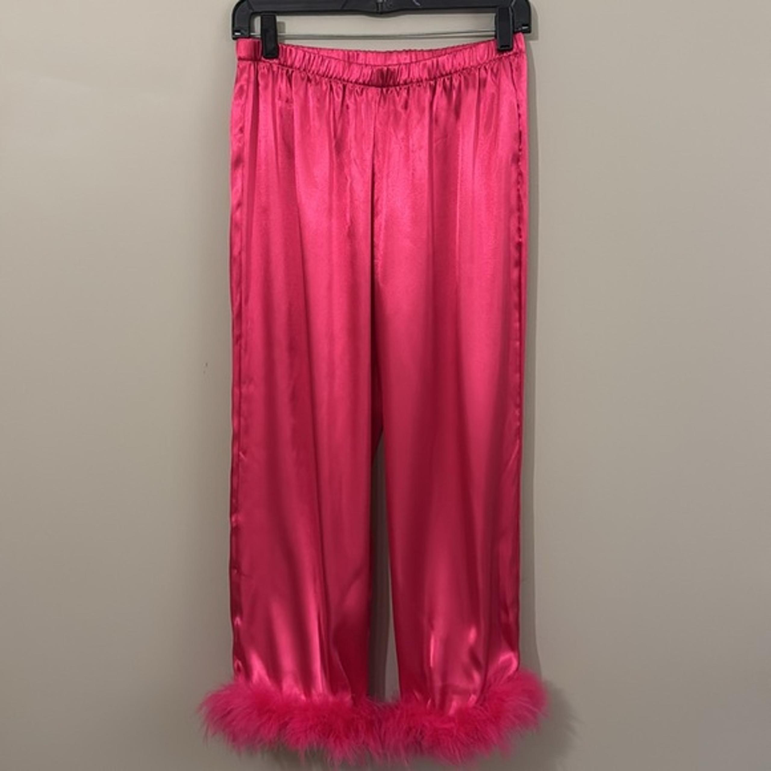 NWT- In Bloom by Jonquil Amora Marabou Faux Fur Trim Long Pajamas, Pink, size S
