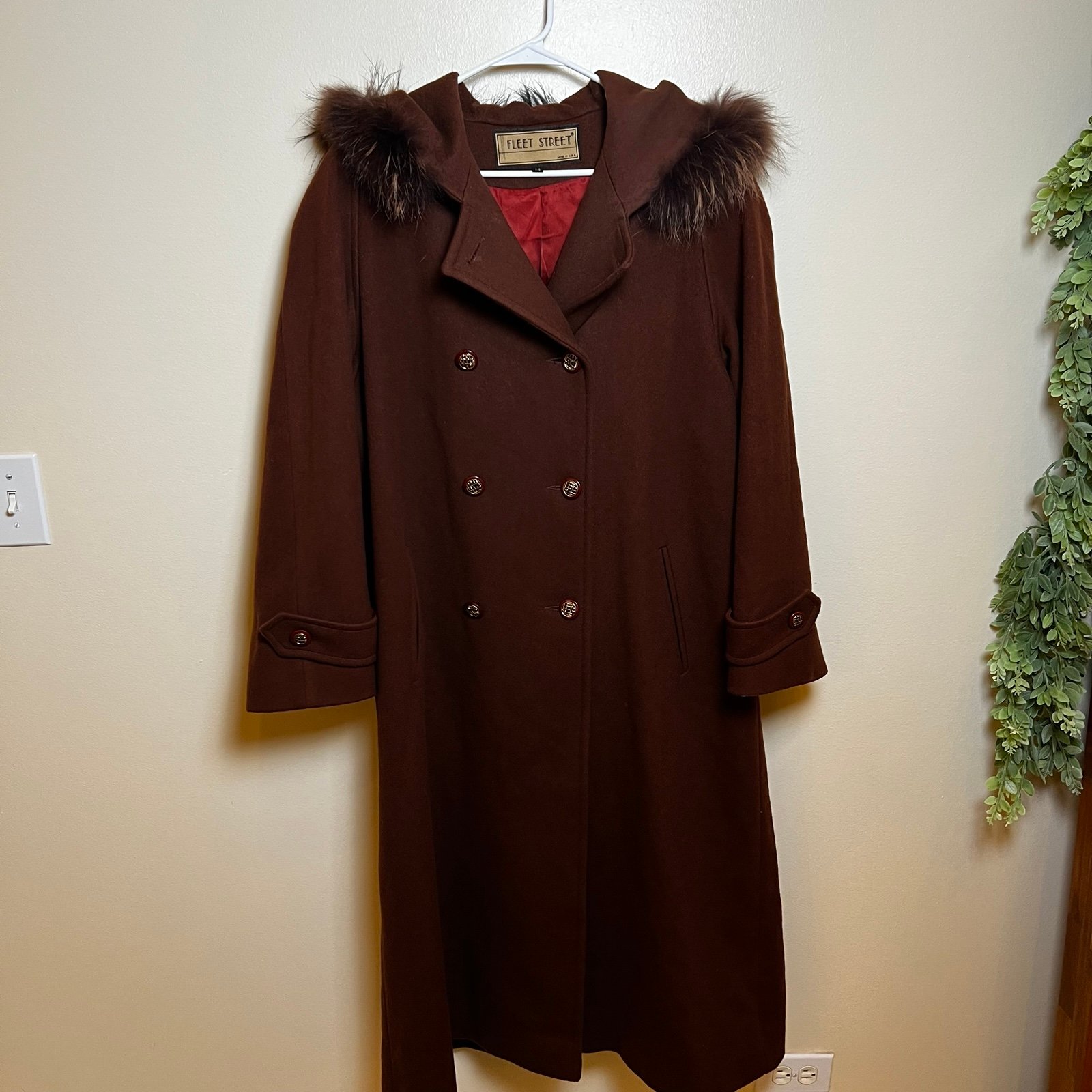 Vintage 1970s Fleet Street Women’s Full Length Over Coat Made in USA size 14