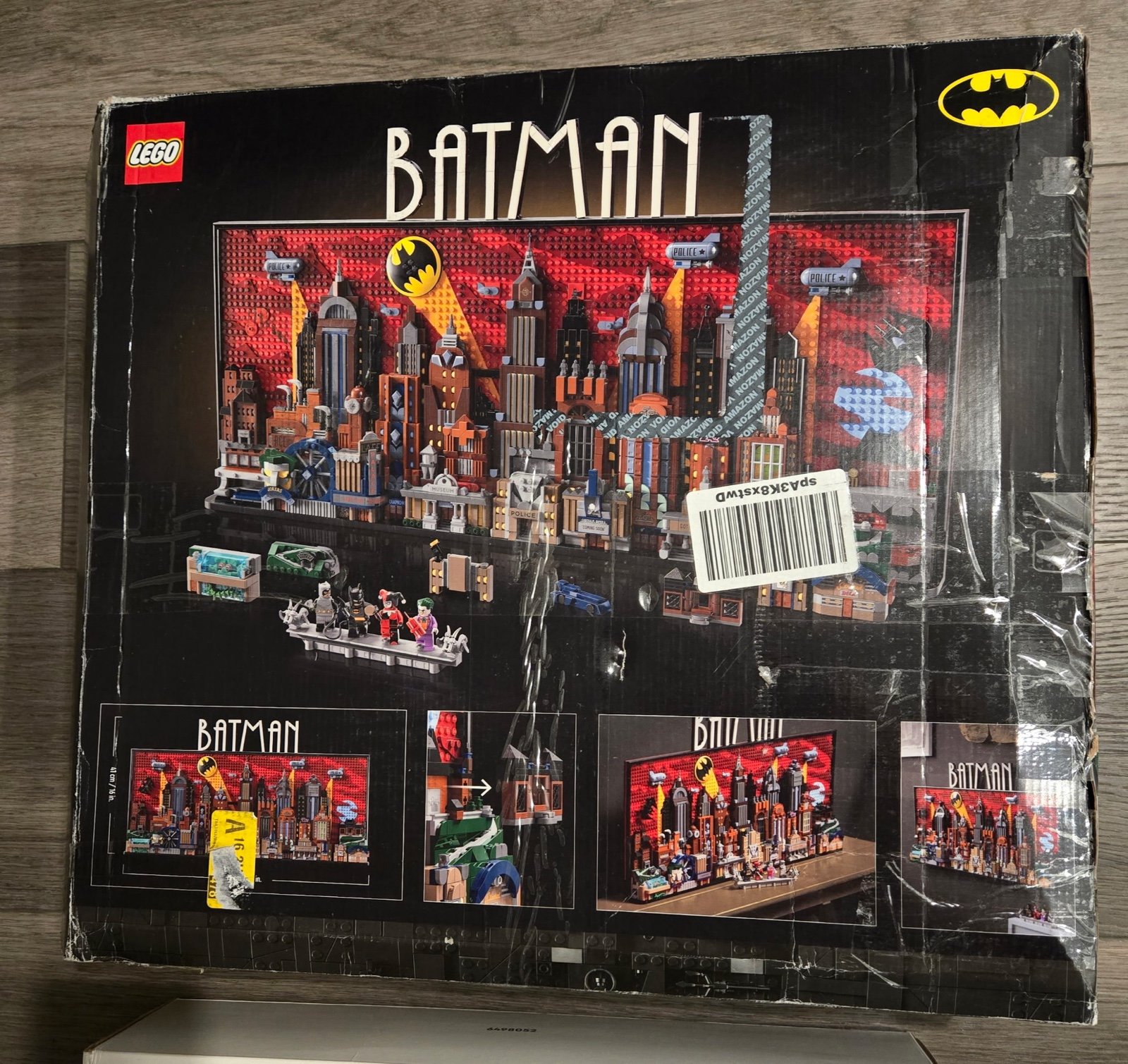 LEGO: Batman: the Animated Series Gotham City (76271) - Open Box - Bags Sealed