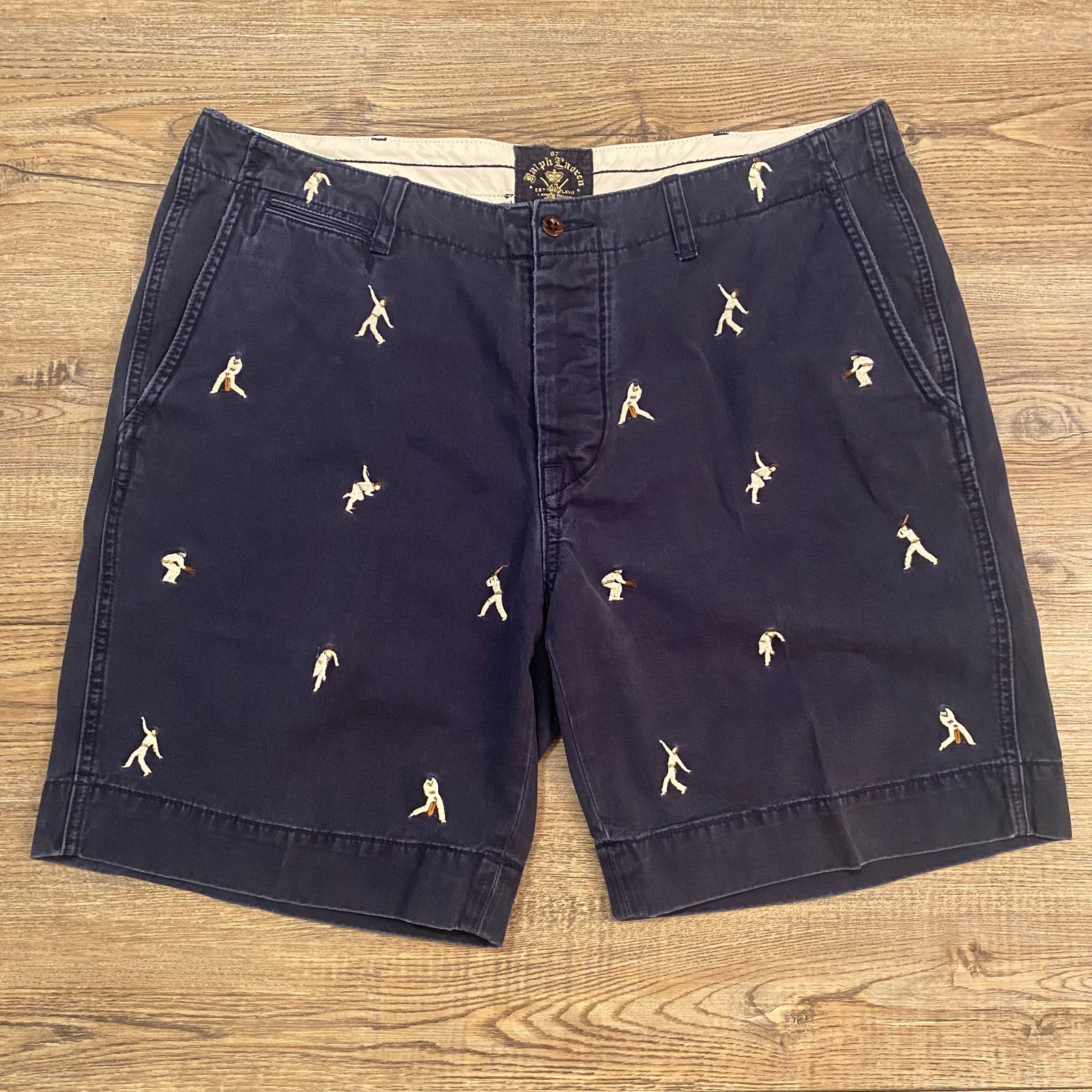 Ralph Lauren Men's size 38 Navy Blue Embroidered Cricket All Over Print Shorts