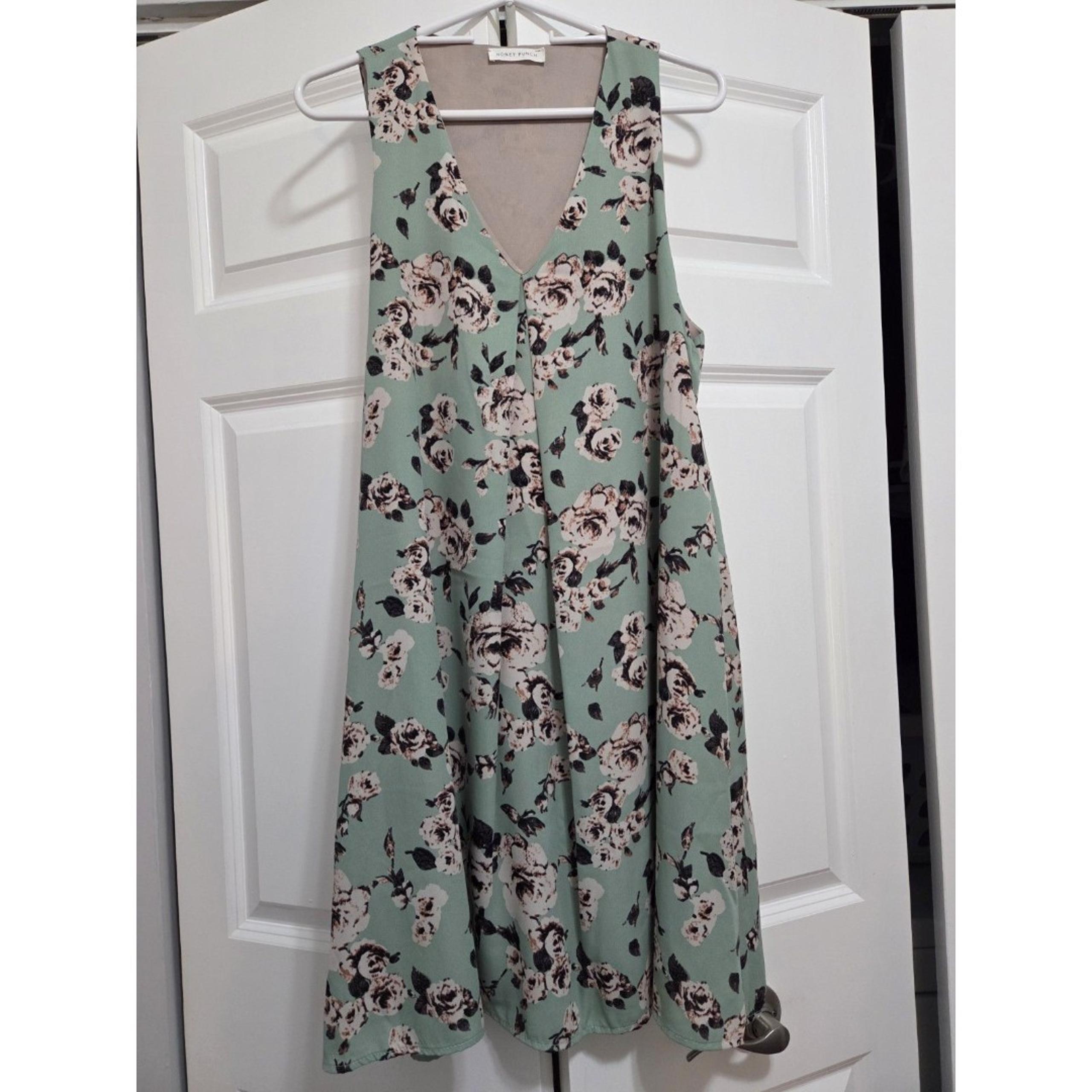 Honey Punch Floral Sleeveless A-Line Swing Mini Dress size LARGE