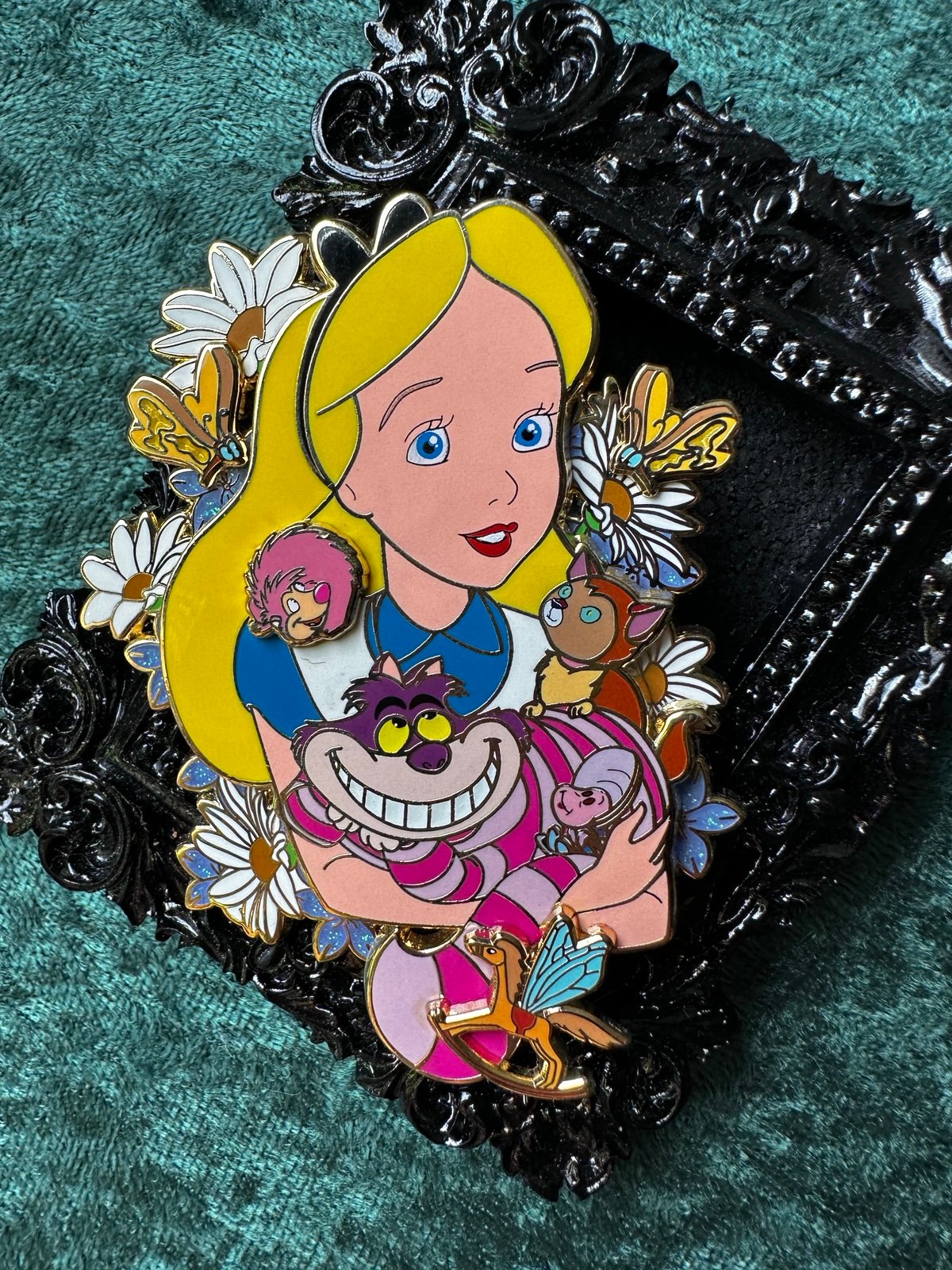 Alice Fantasy Pin