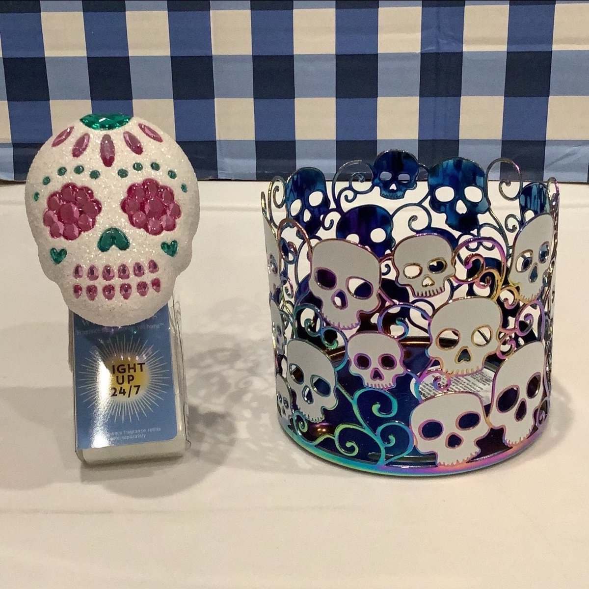 BBW Skull Candle Holder & Wallflower Plug
