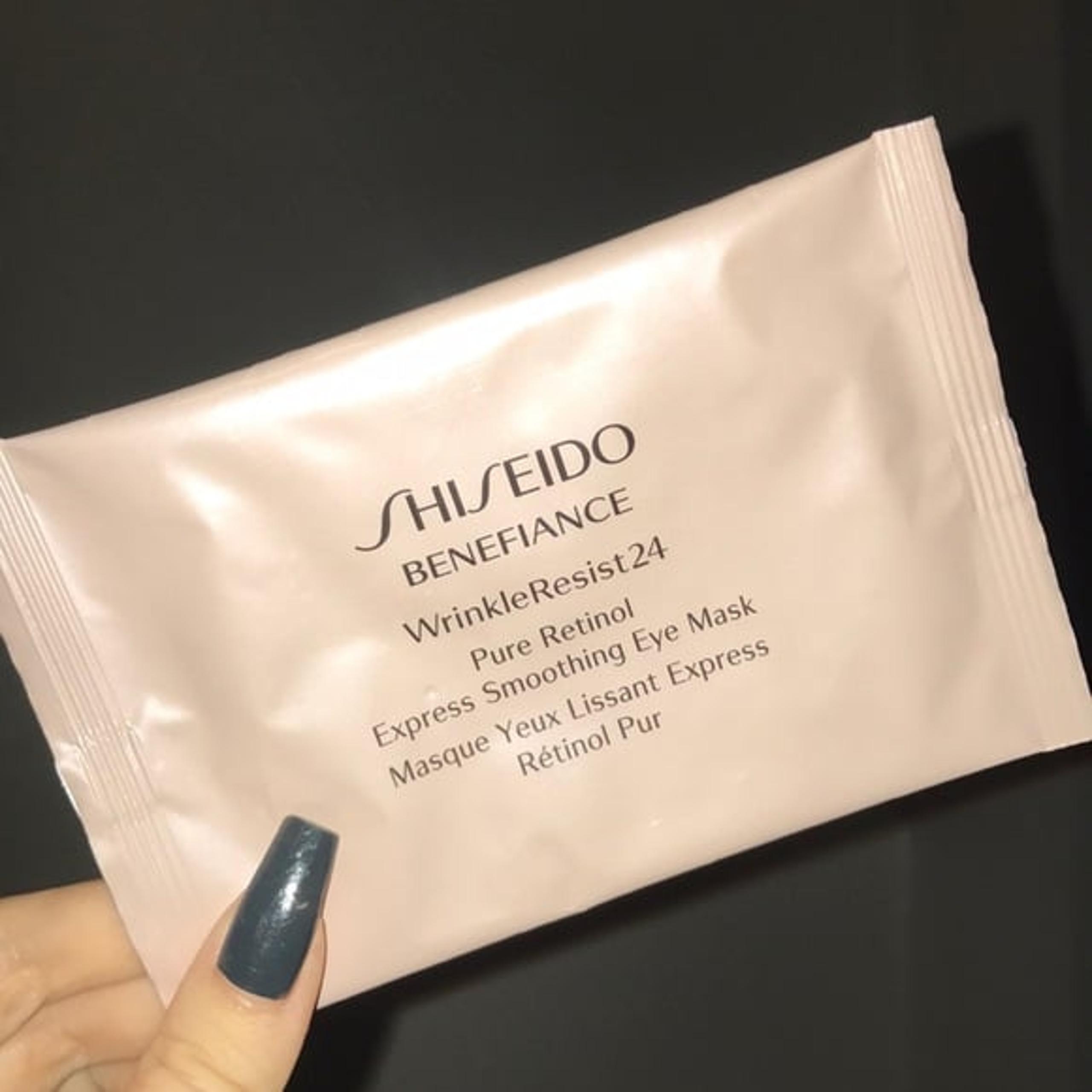 Shiseido Benefiance WrinkleResist24 Pure Retinol Express Smoothing Eye Mask