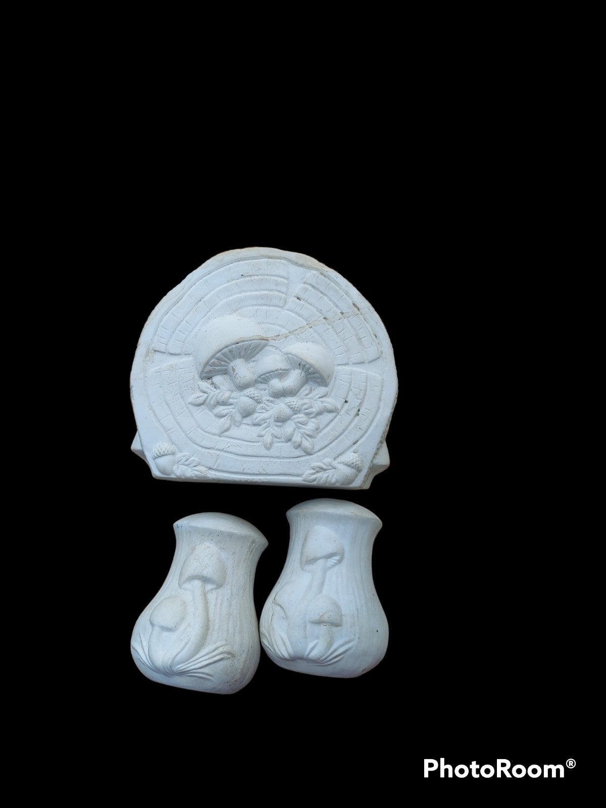 Merry Mushroom table set. Vintage Holland Mold