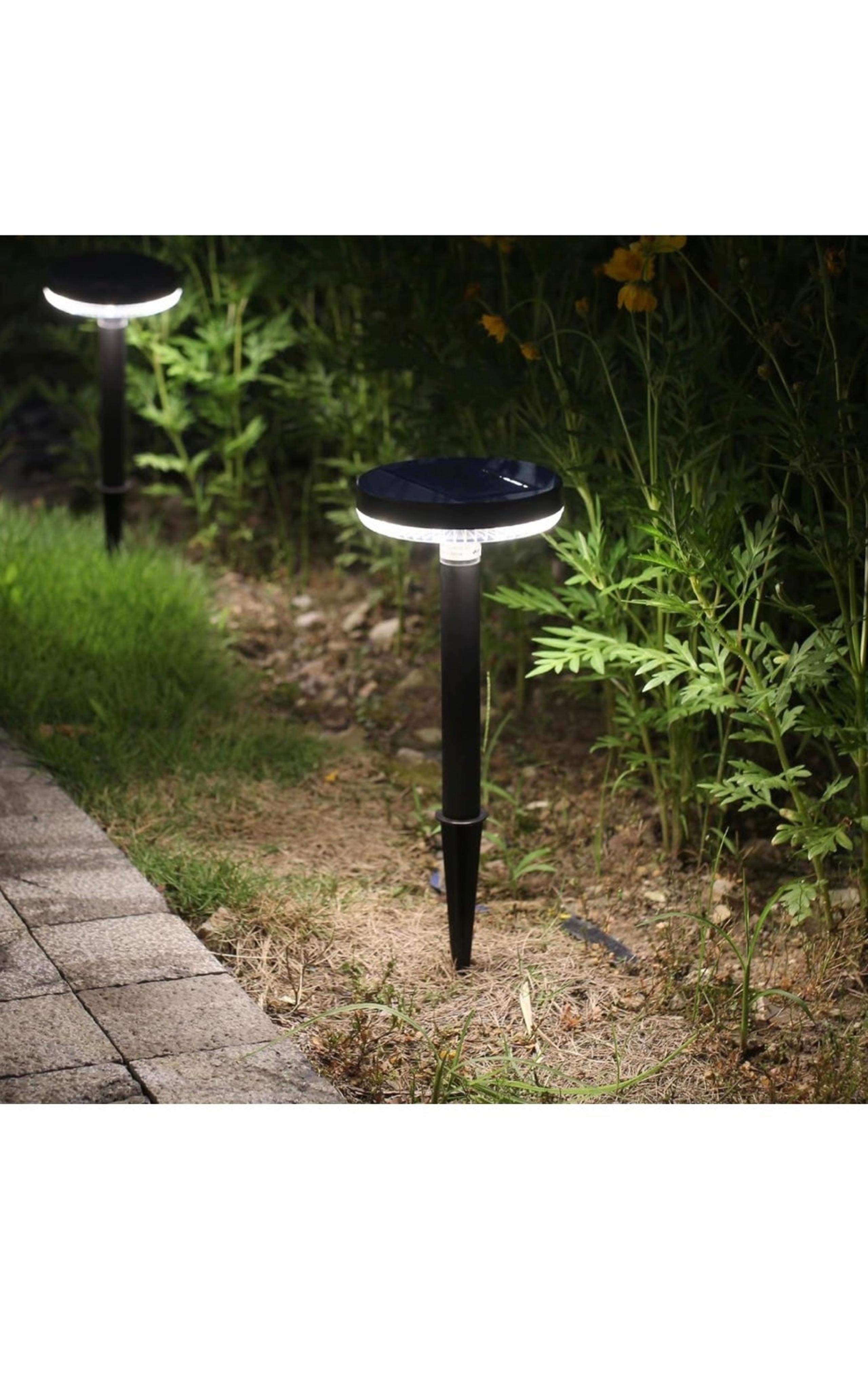 4 pack Outdoor Solar Path Lights Waterproof