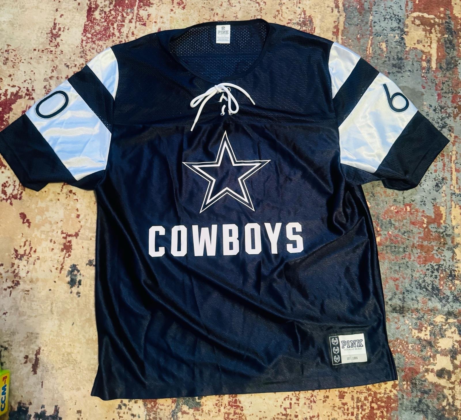 Rare Victoria's Secret tPink Size LARGE NFL Jersey Dallas Cowboys Extremely Rare