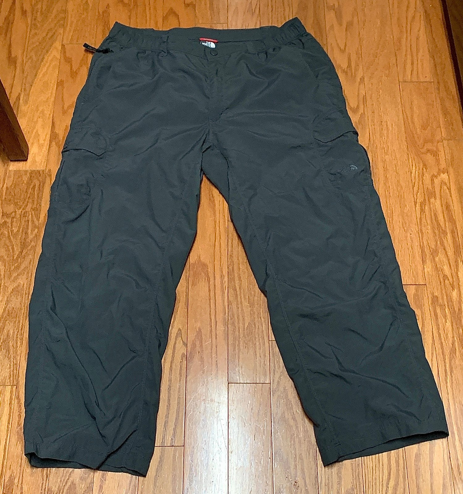 Men’s XL The North Face Dark Grey Nylon Packable Lightweight Hiking Cargo Pants