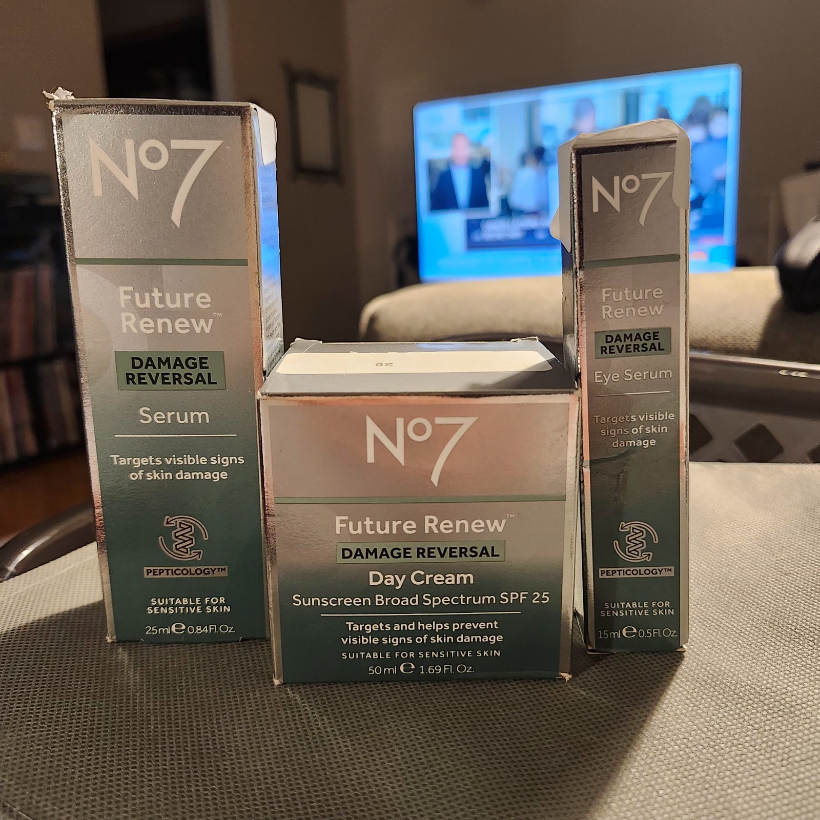 No7 Future Renew damage reversal bundle of 3 cream, serum and eye serum