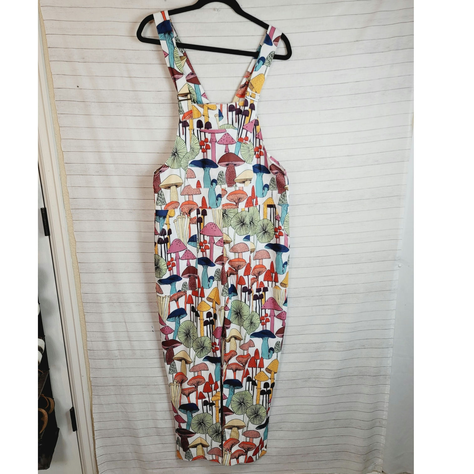 LA Soul Mushroom Overalls, sz Small